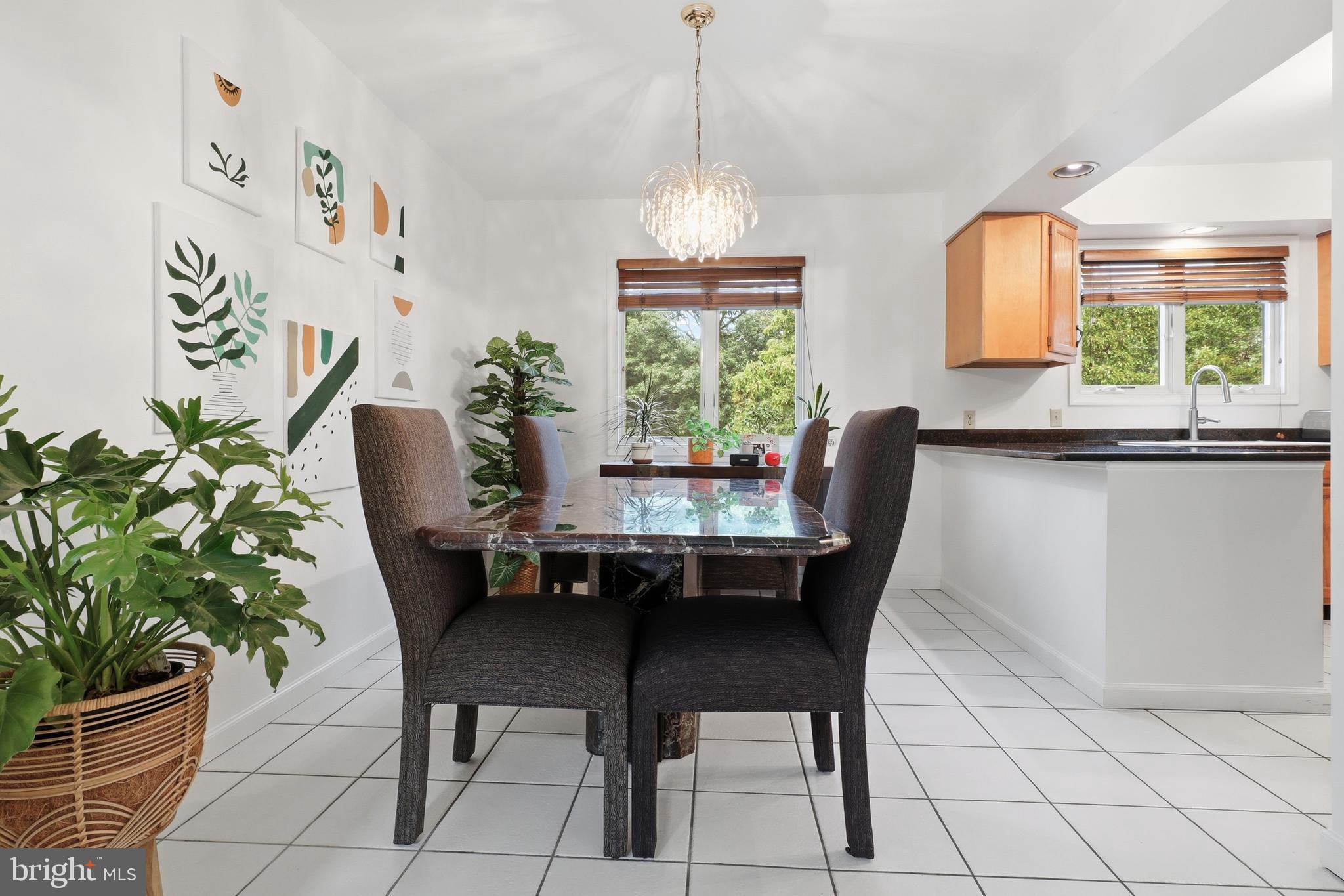 WOODLAND VIEW - Residential