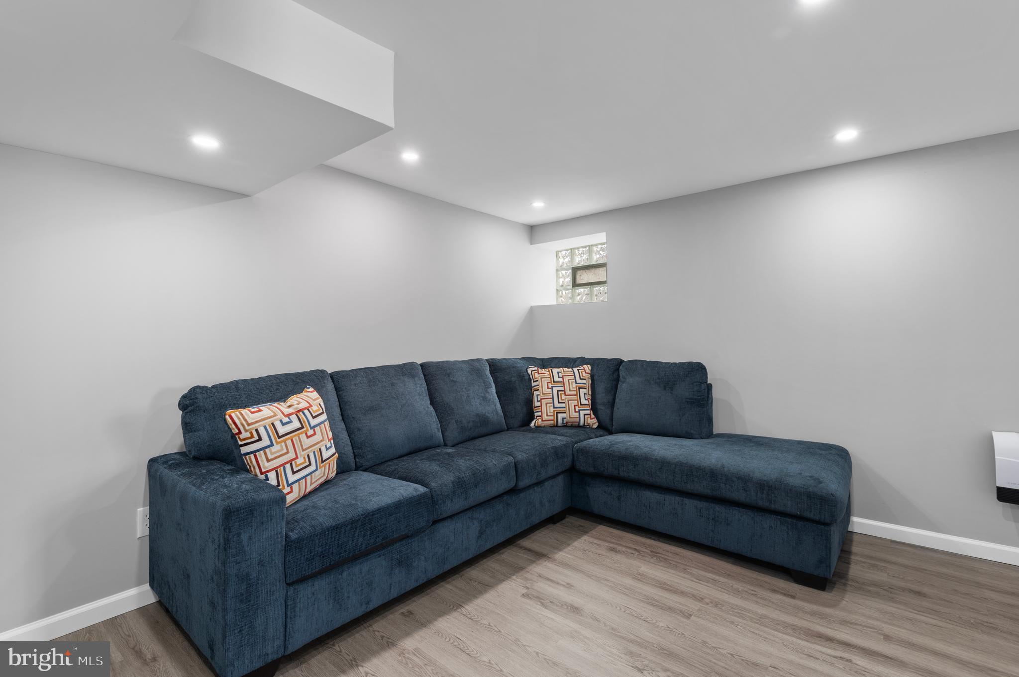 HIGHLAND PARK - Residential