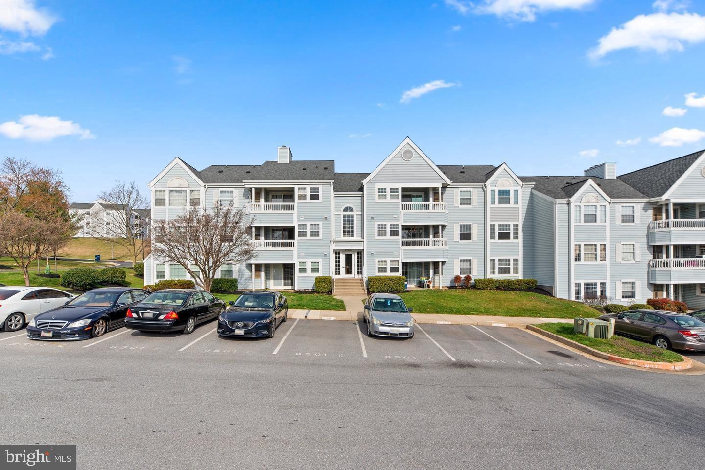 VILLAGE OF MONTGOMERY RUN - Residential Lease