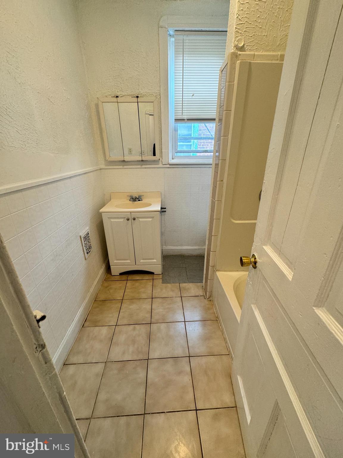 FAIRHILL - Residential Lease