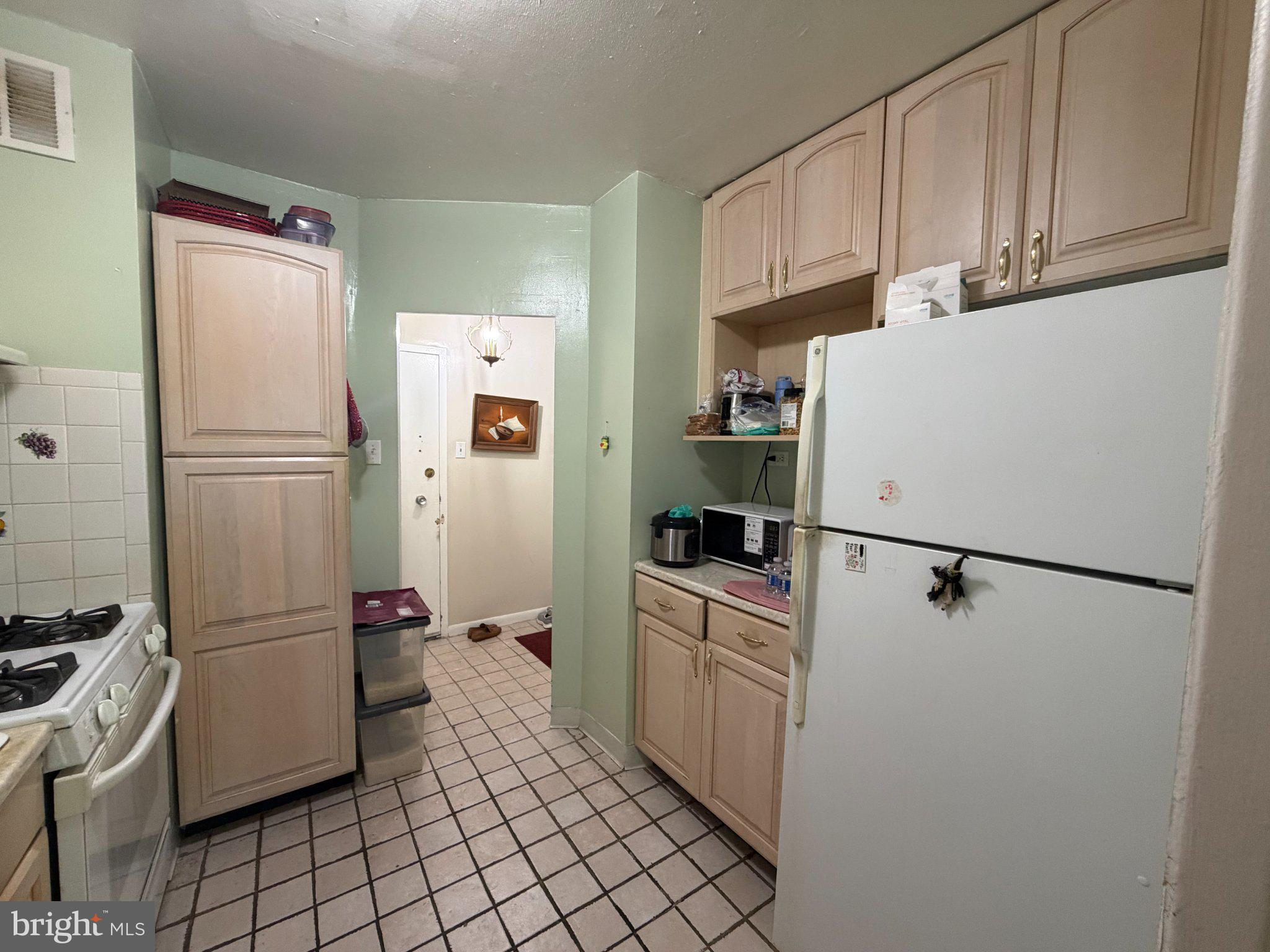 ELKINS PARK HOUSE - Residential