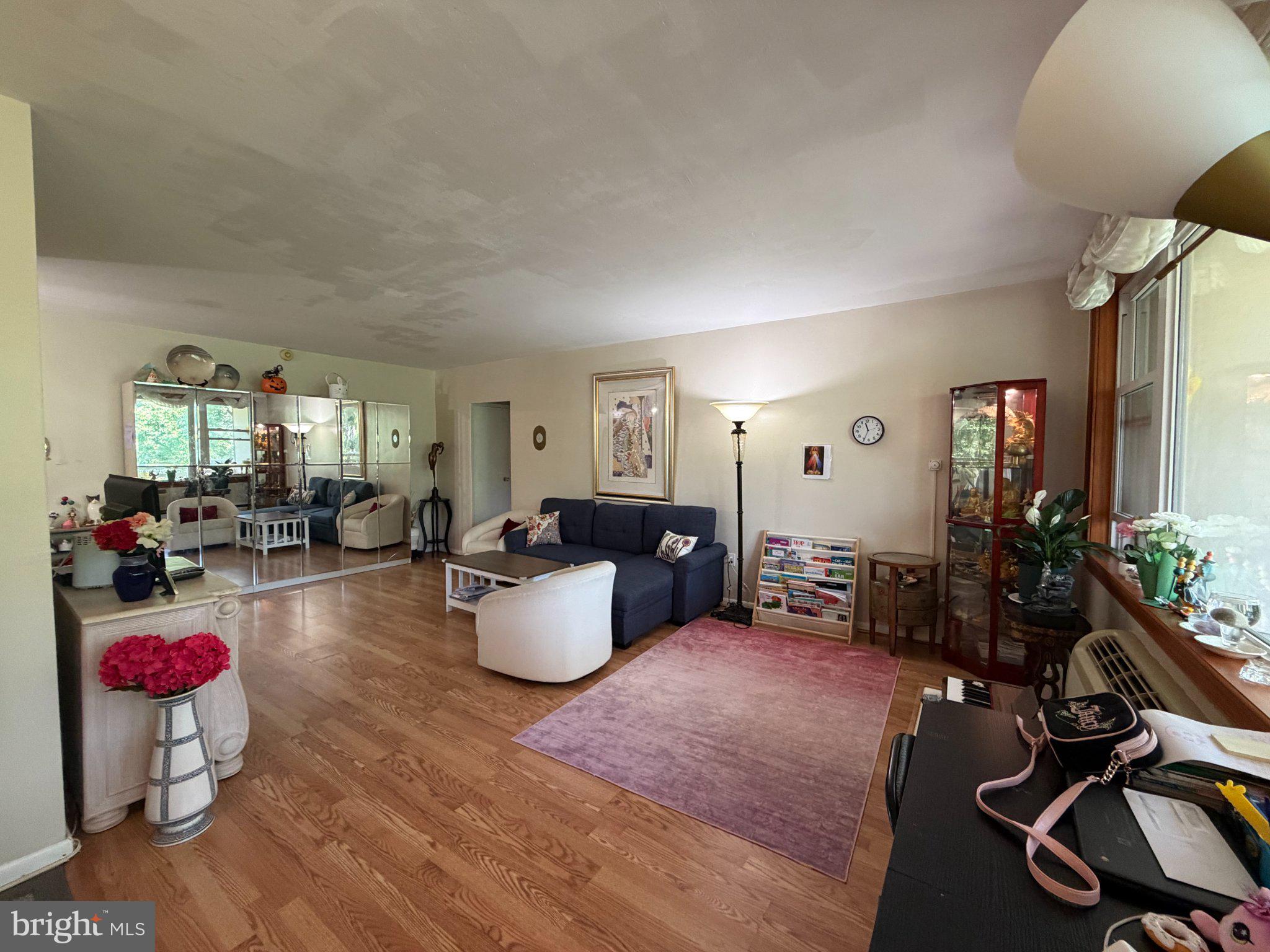 ELKINS PARK HOUSE - Residential