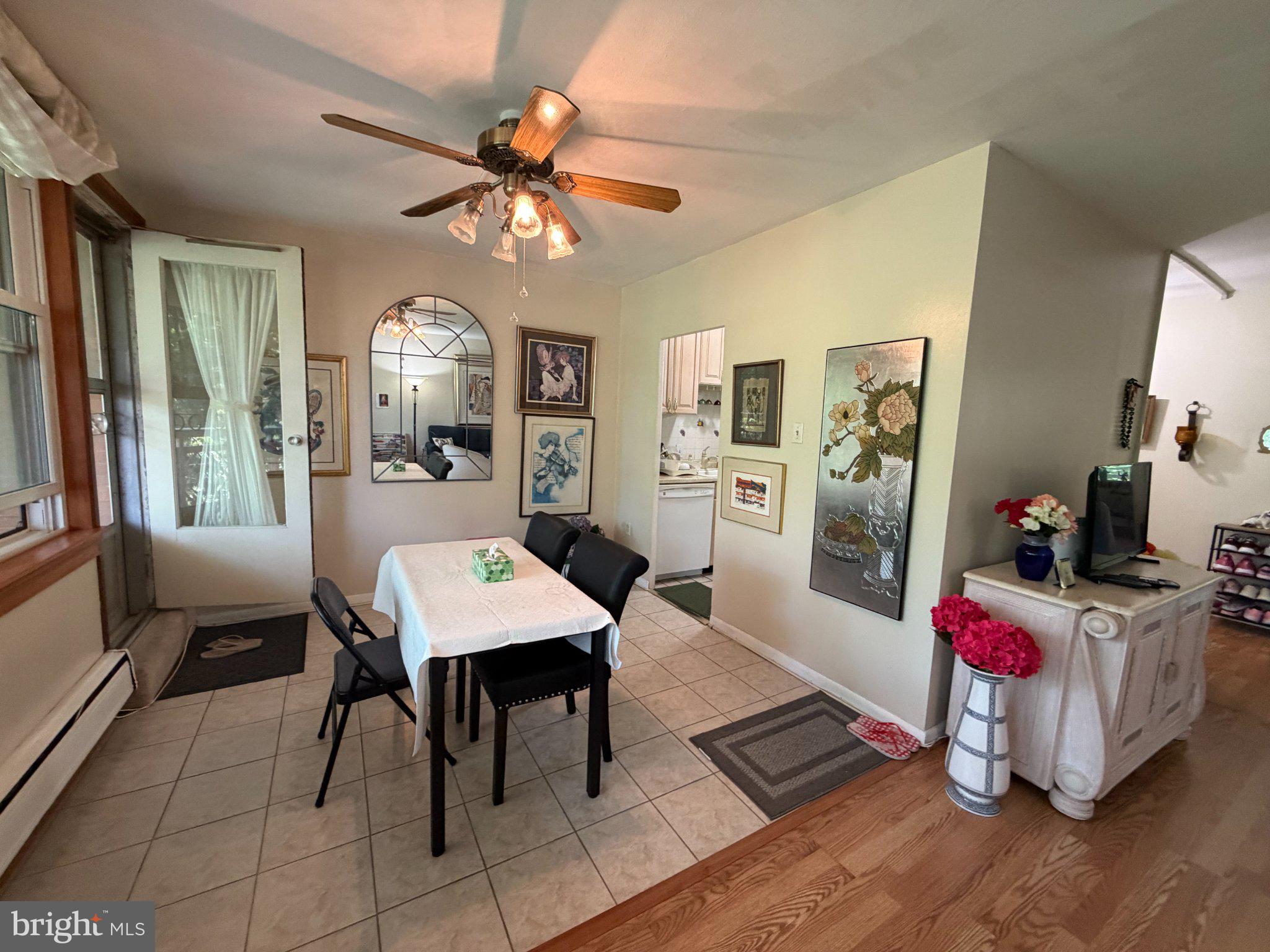 ELKINS PARK HOUSE - Residential