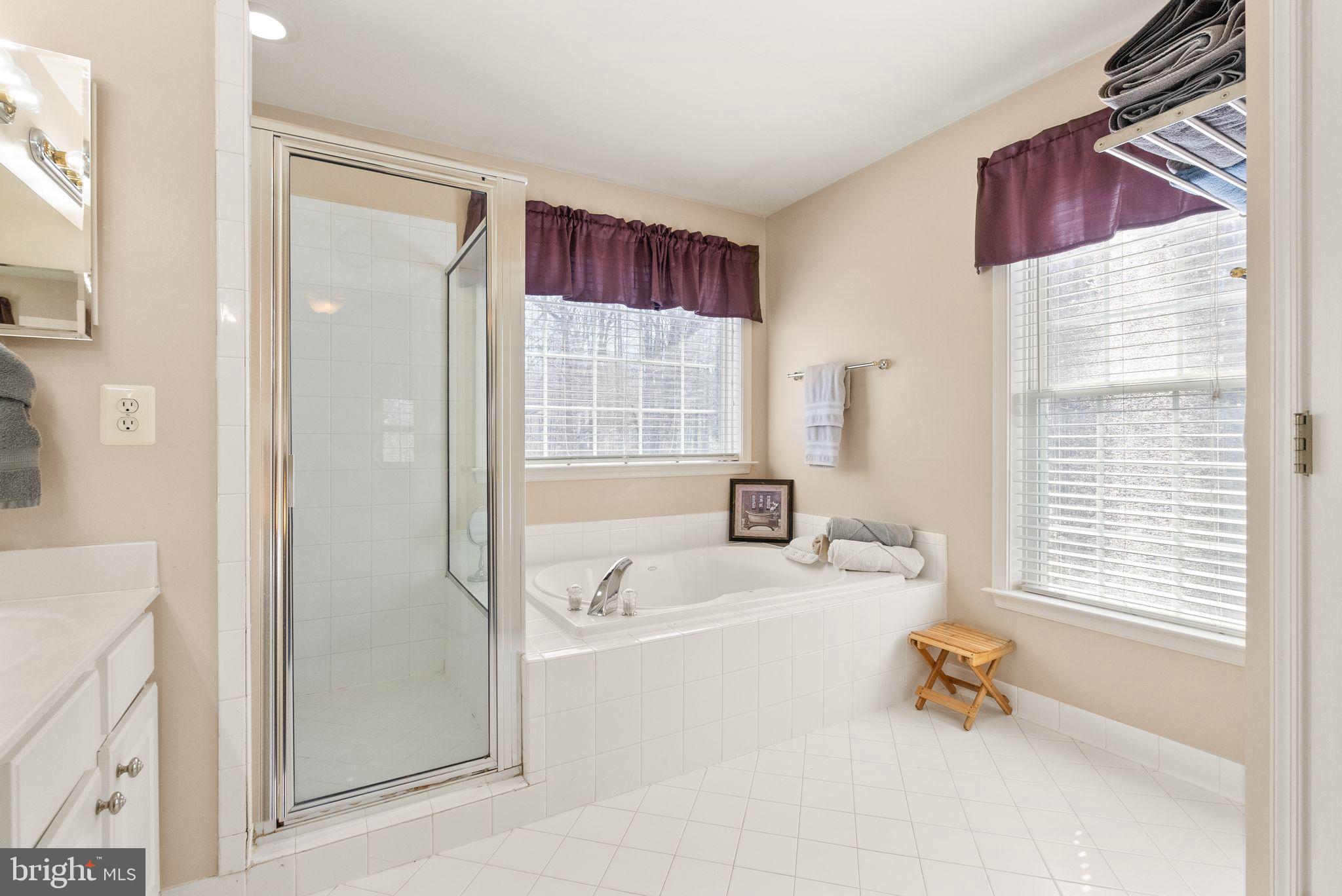 MEADOWBROOK WOODS - Residential