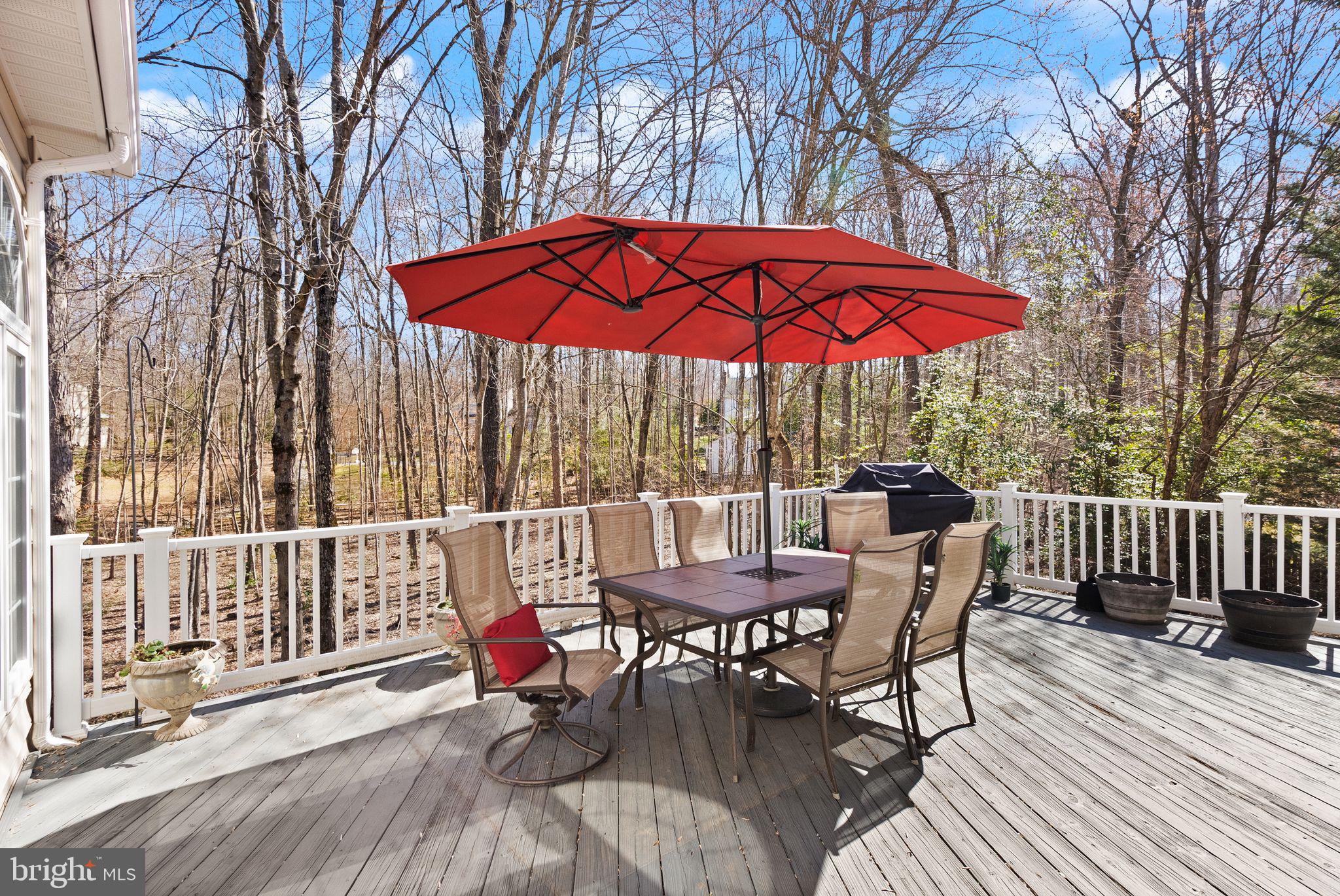 MEADOWBROOK WOODS - Residential