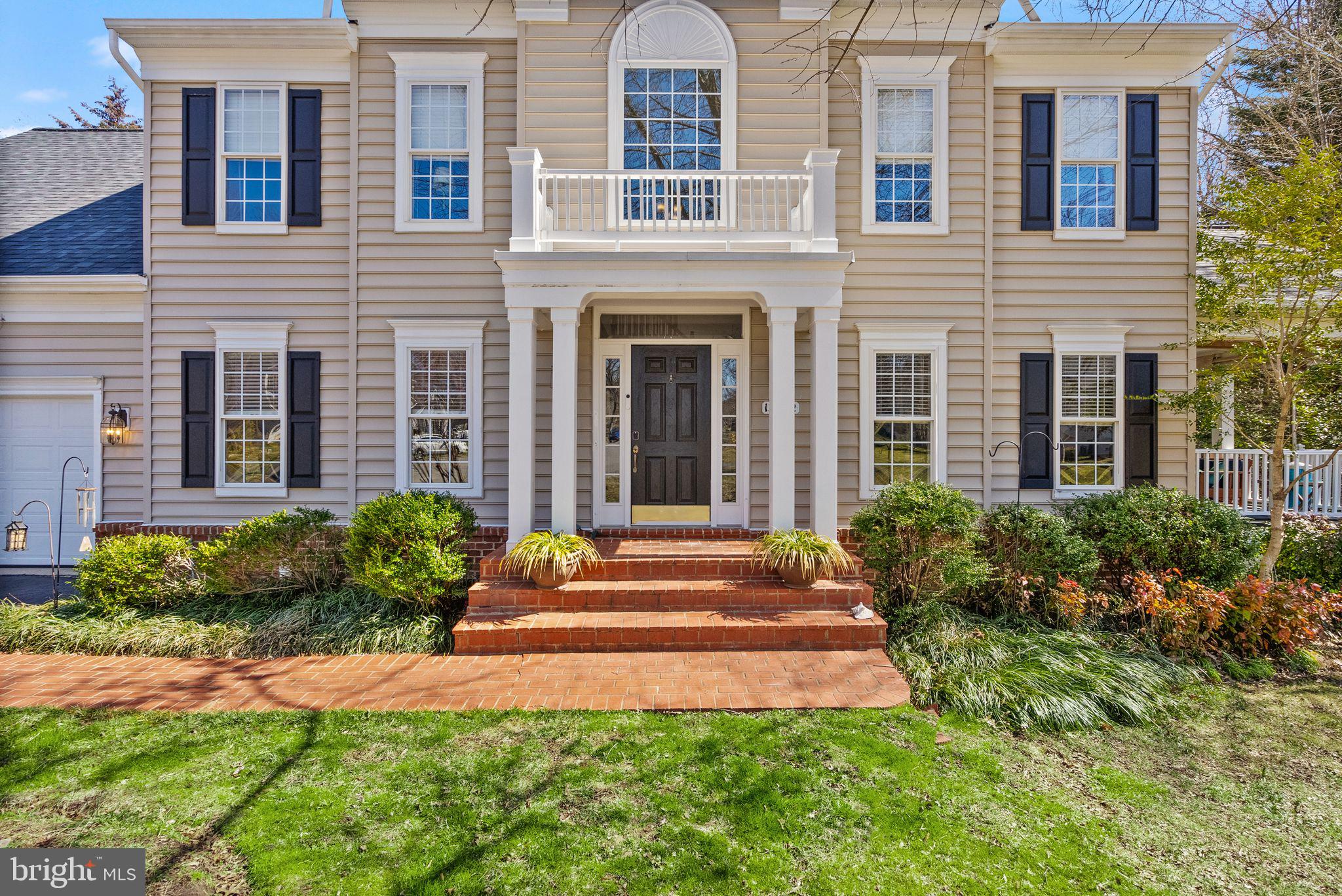 MEADOWBROOK WOODS - Residential