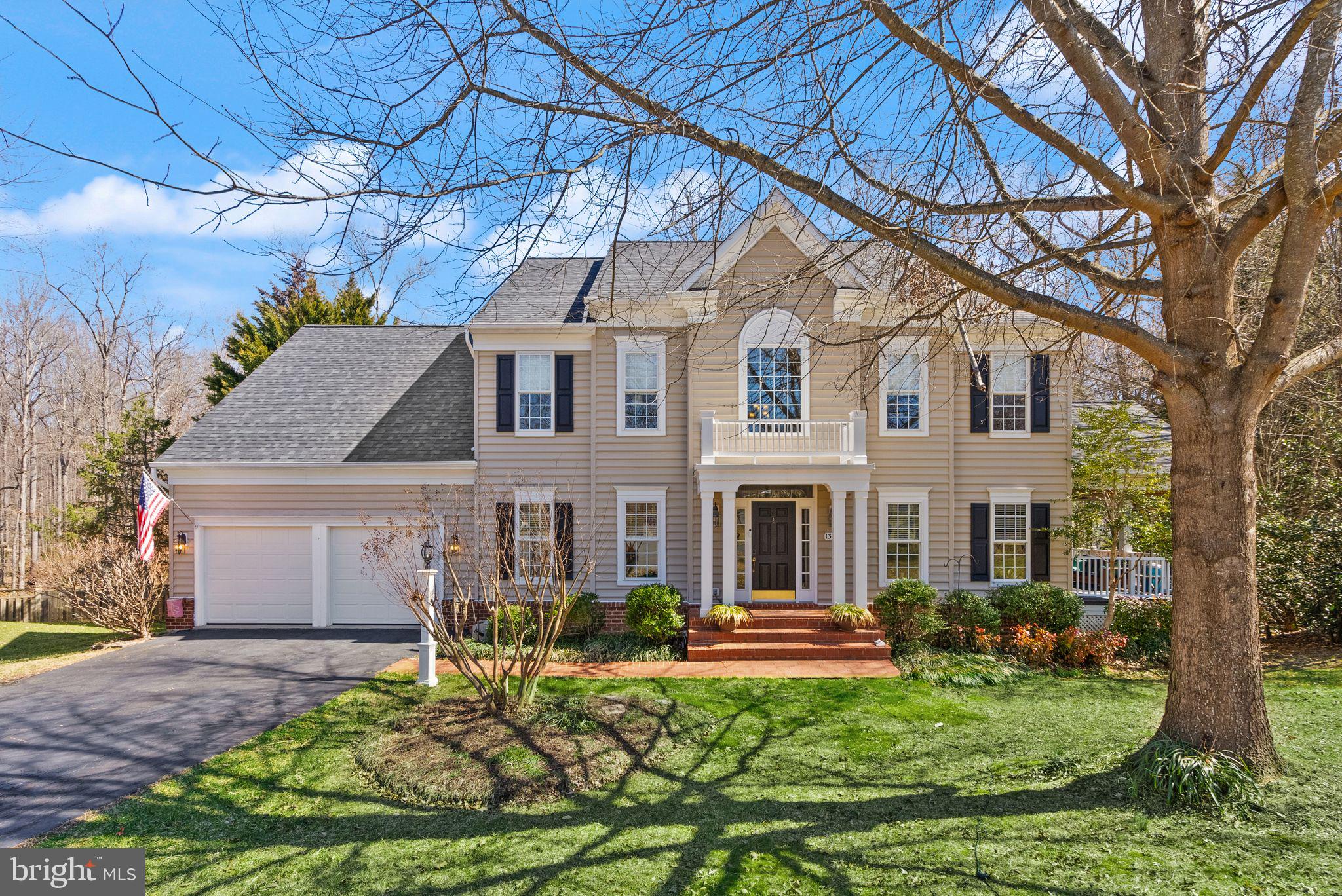MEADOWBROOK WOODS - Residential