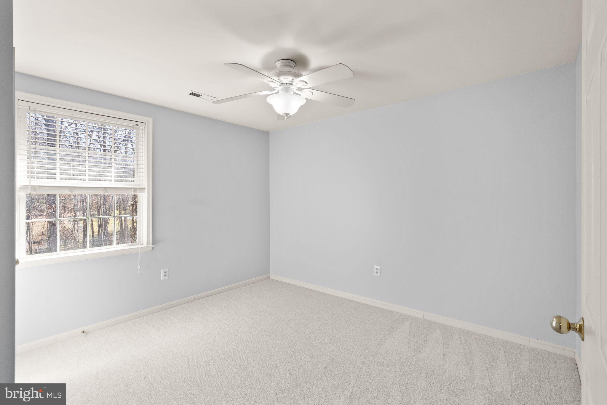 MEADOWBROOK WOODS - Residential