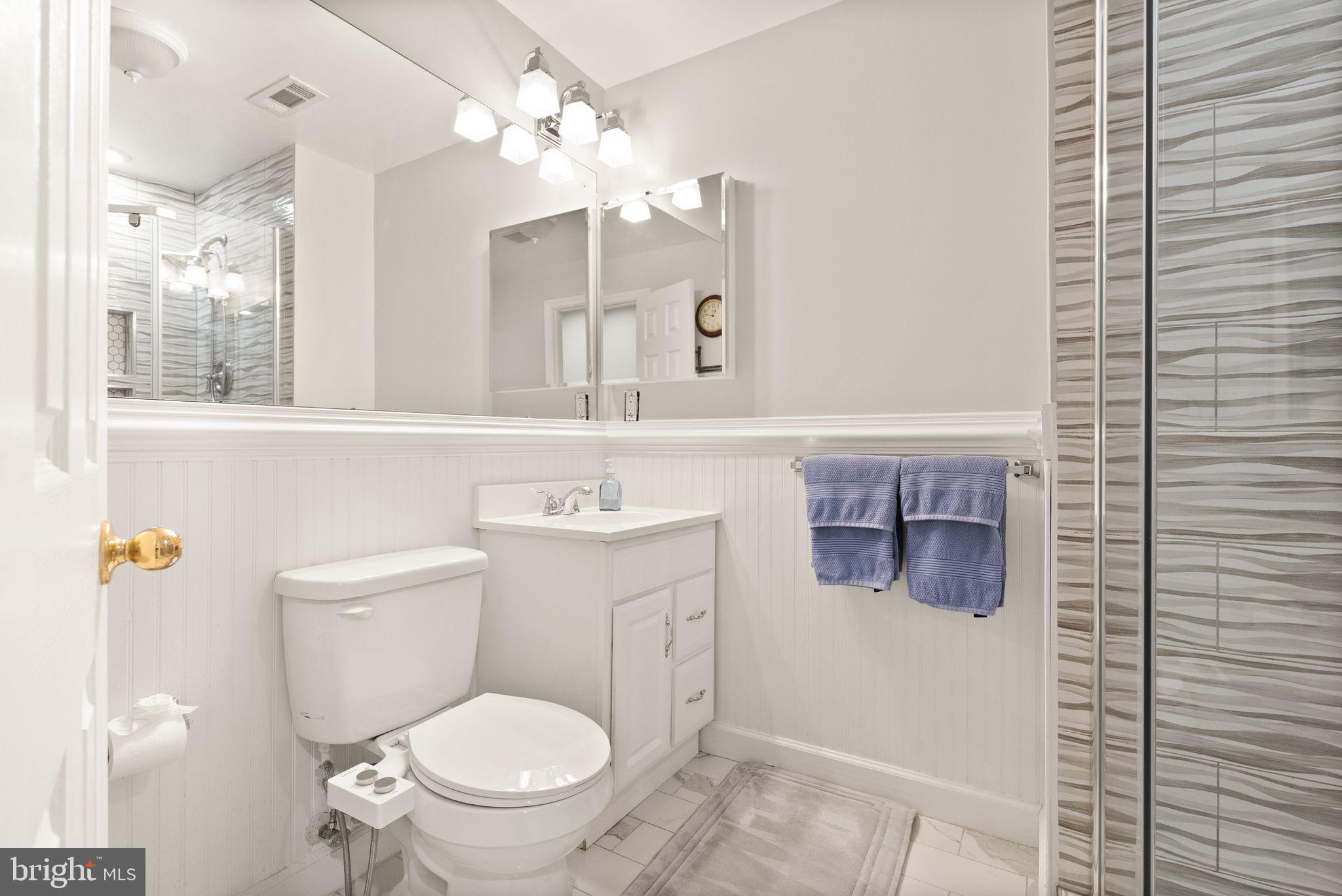 MEADOWBROOK WOODS - Residential