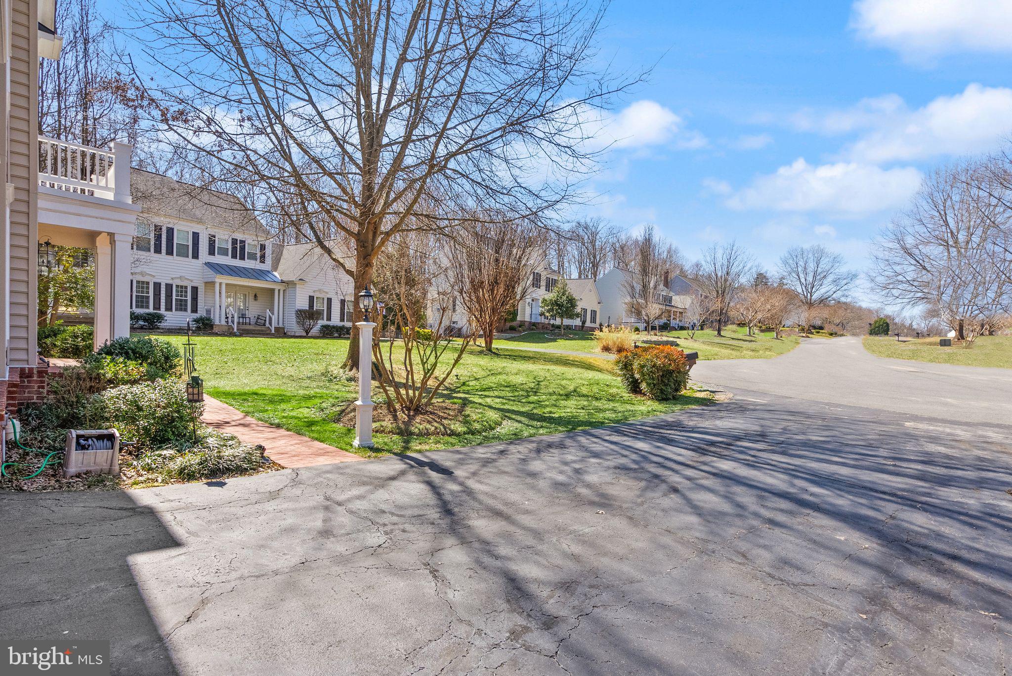 MEADOWBROOK WOODS - Residential