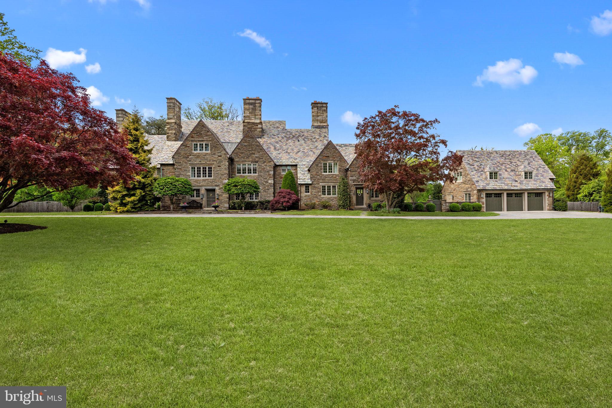 MEADOWBROOK - Residential