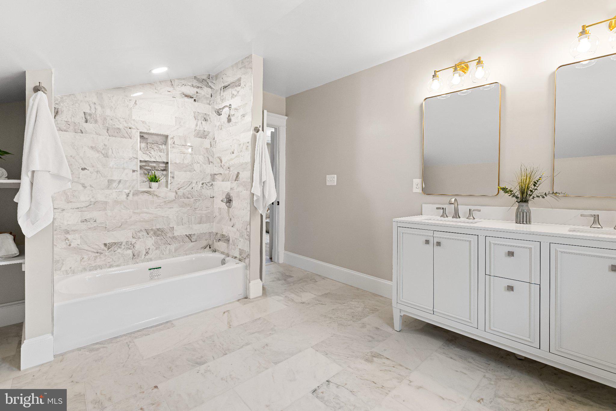 LINTHICUM HEIGHTS - Residential