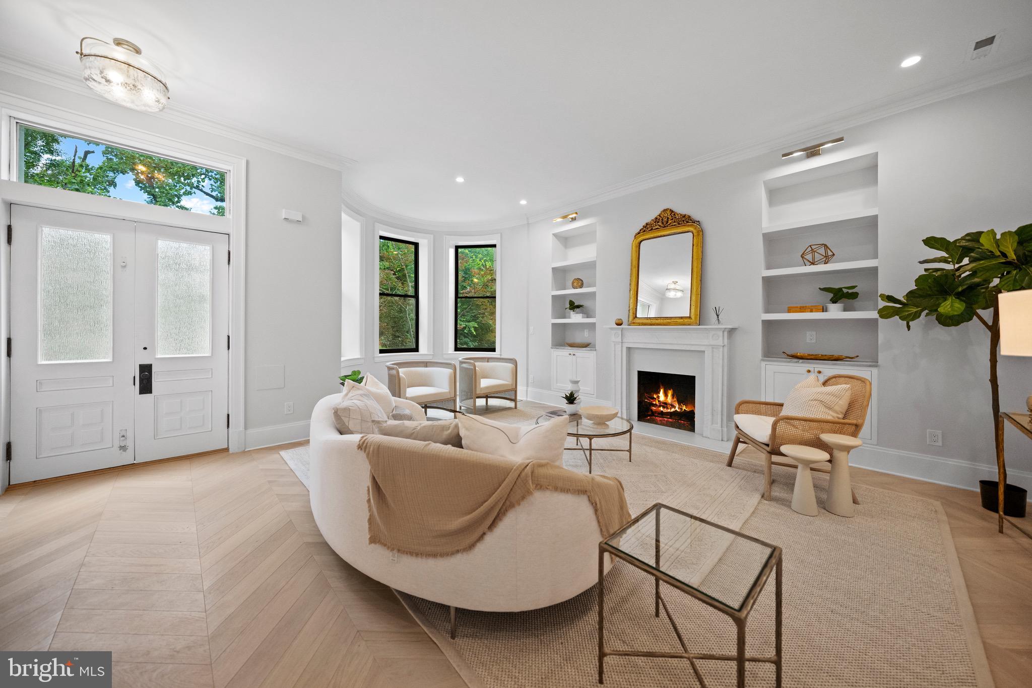 DUPONT CIRCLE - Residential