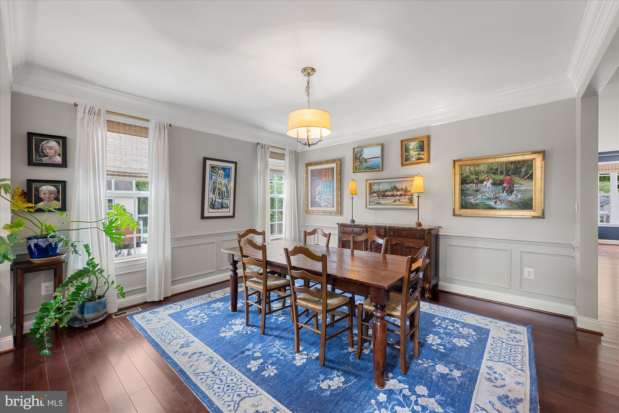 CHEVY CHASE HILLS - Residential