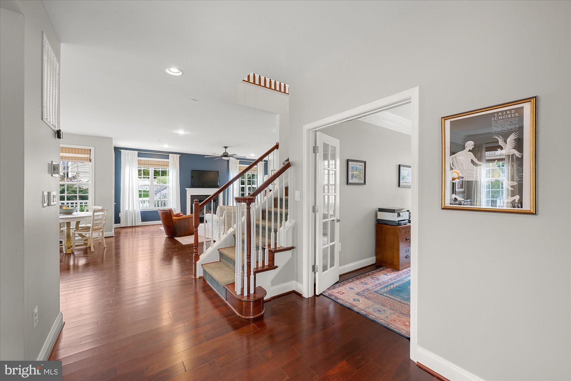 CHEVY CHASE HILLS - Residential