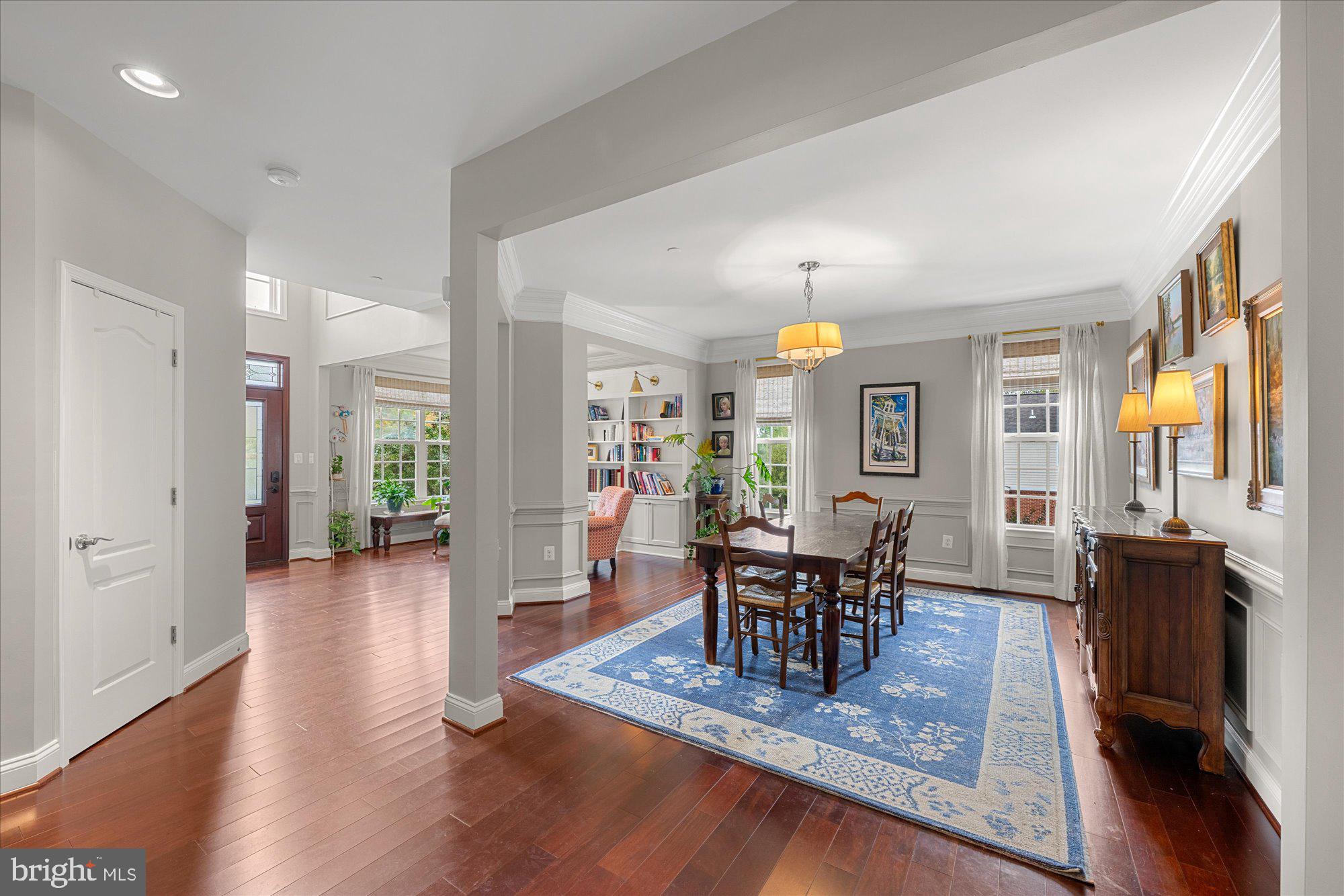 CHEVY CHASE HILLS - Residential