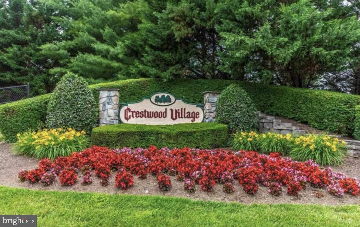 CRESTWOOD VILLAGE - Residential