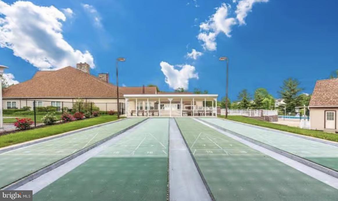 CRESTWOOD VILLAGE - Residential