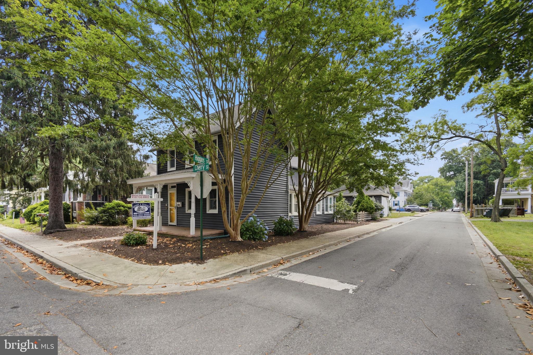 EASTON - Residential