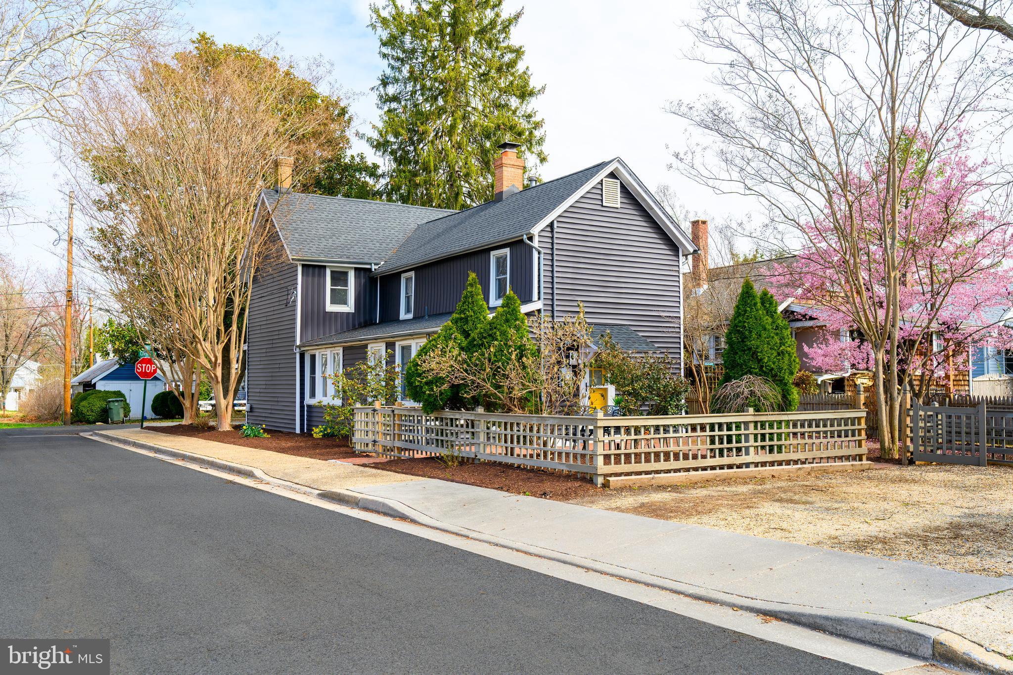 EASTON - Residential