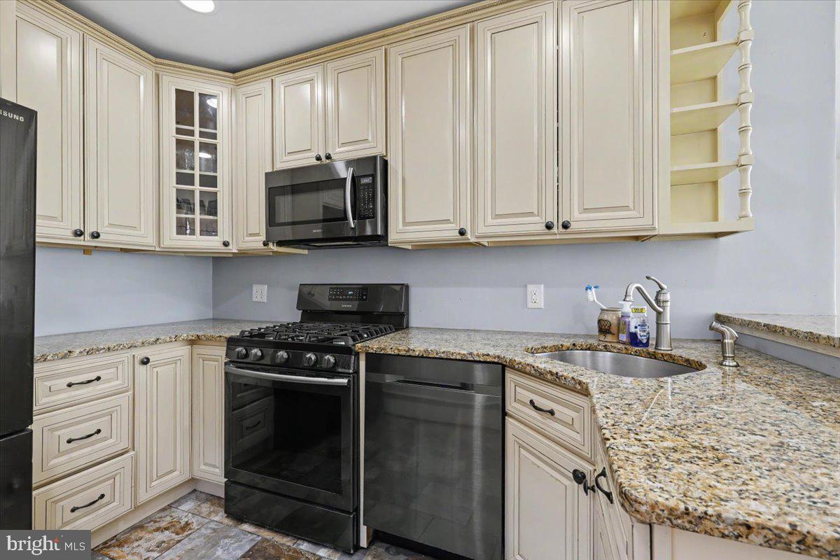 BUSTLETON - Residential
