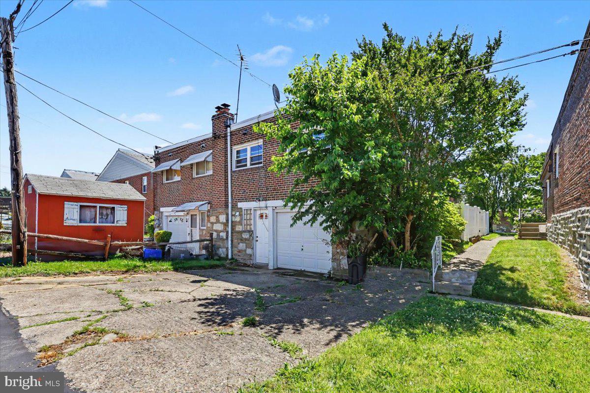BUSTLETON - Residential