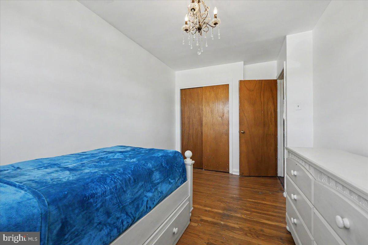BUSTLETON - Residential