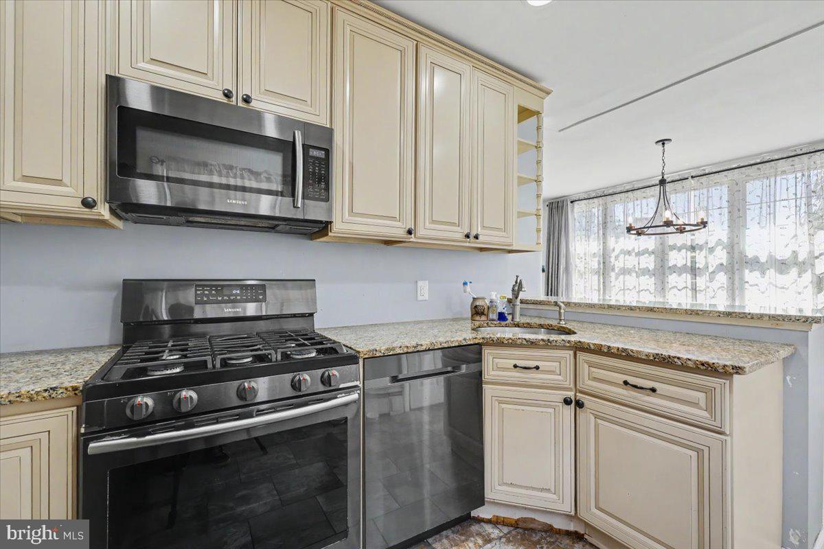 BUSTLETON - Residential