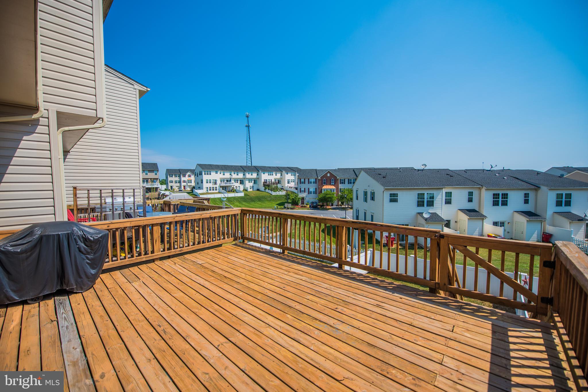 BROOKFIELD - Residential