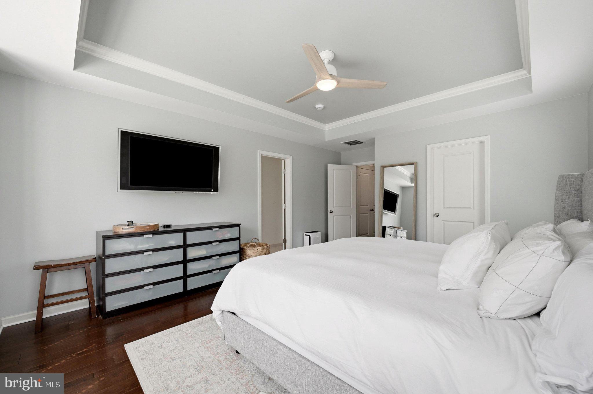 PEMBROOKE - Residential