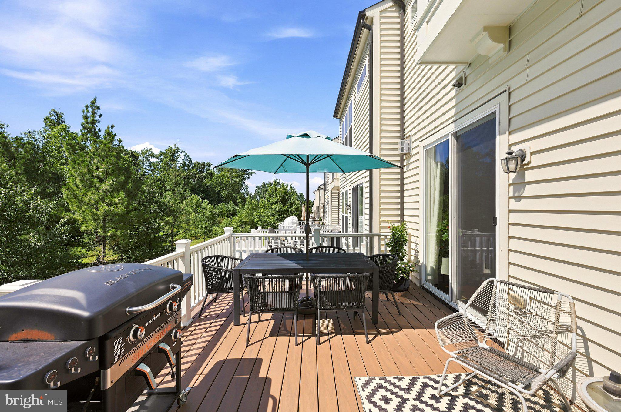 PEMBROOKE - Residential
