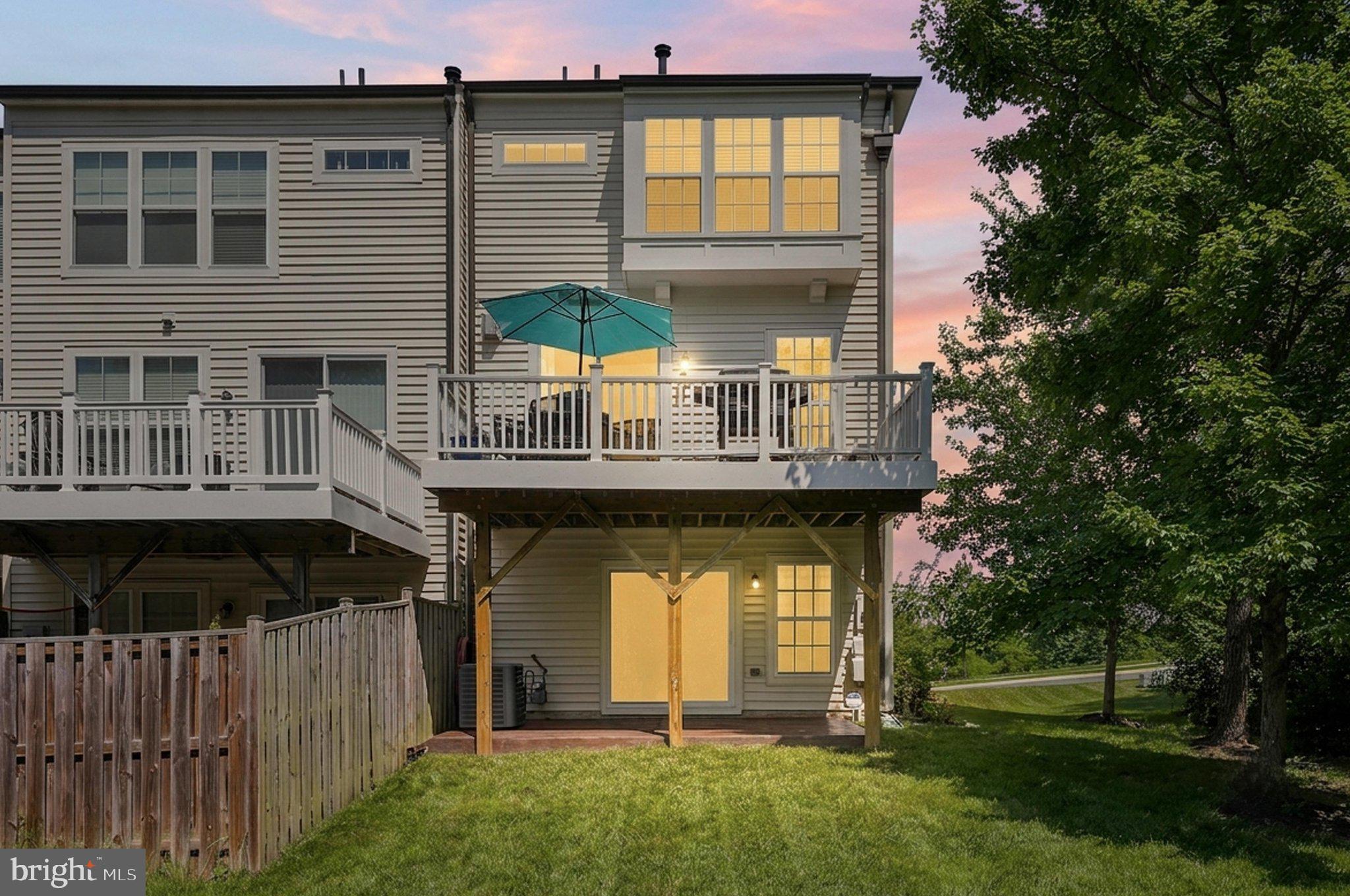 PEMBROOKE - Residential