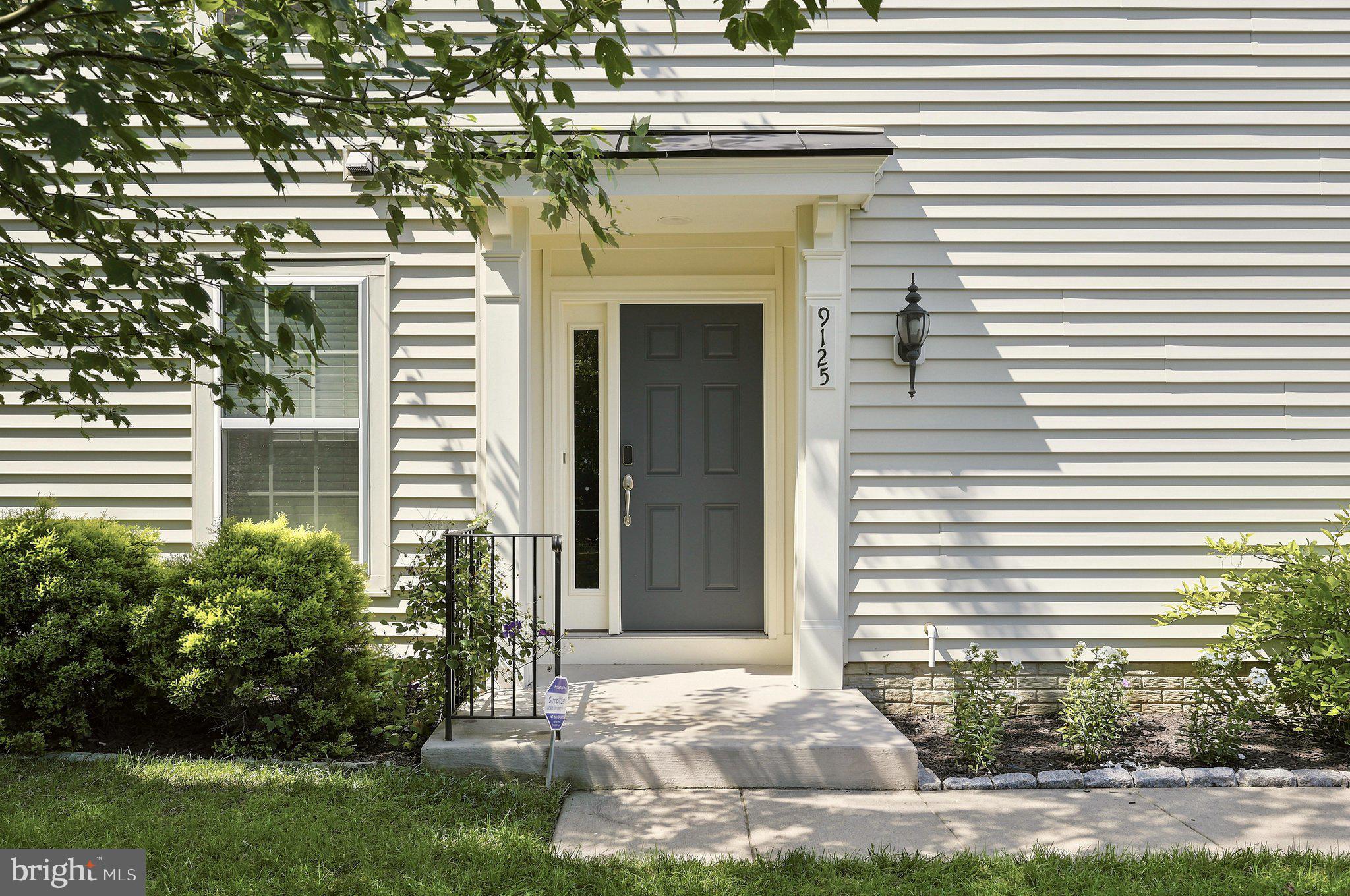 PEMBROOKE - Residential