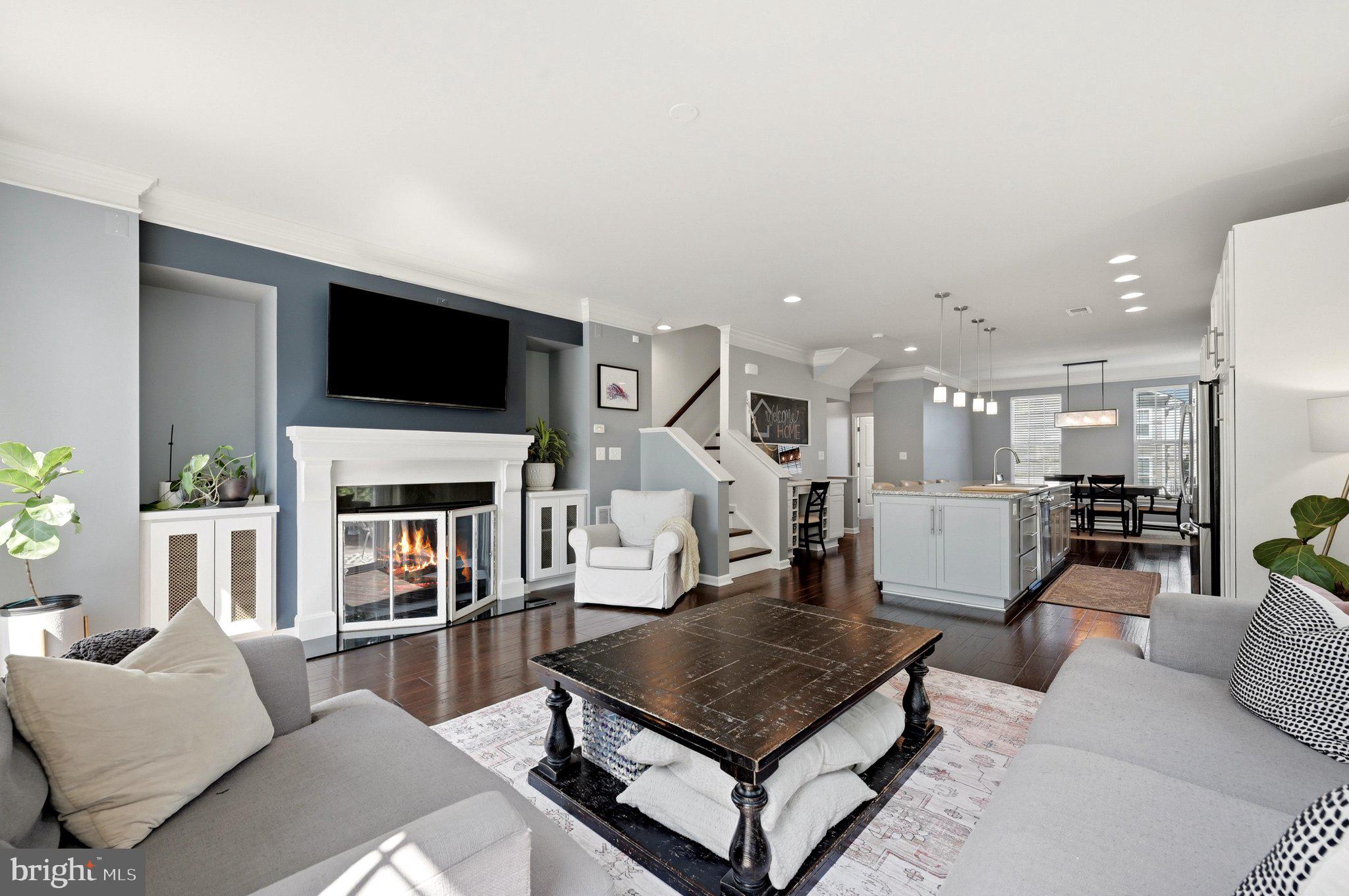 PEMBROOKE - Residential