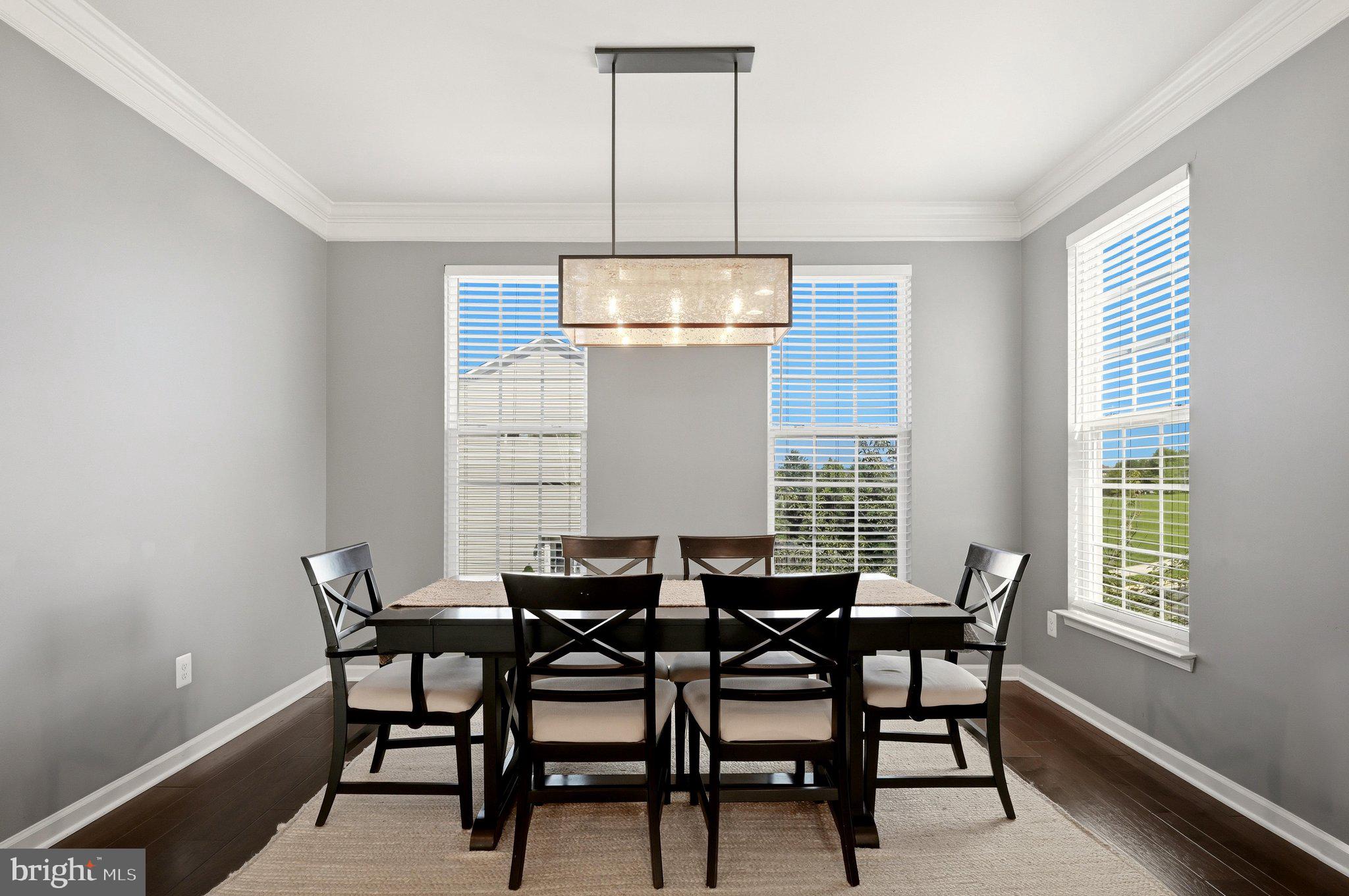 PEMBROOKE - Residential