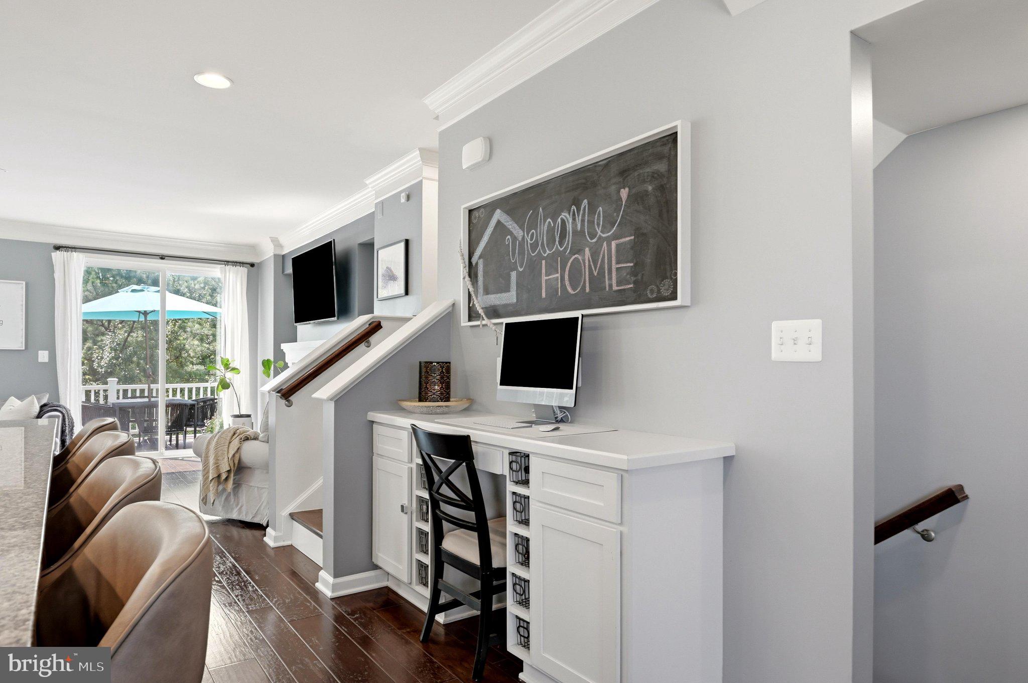 PEMBROOKE - Residential