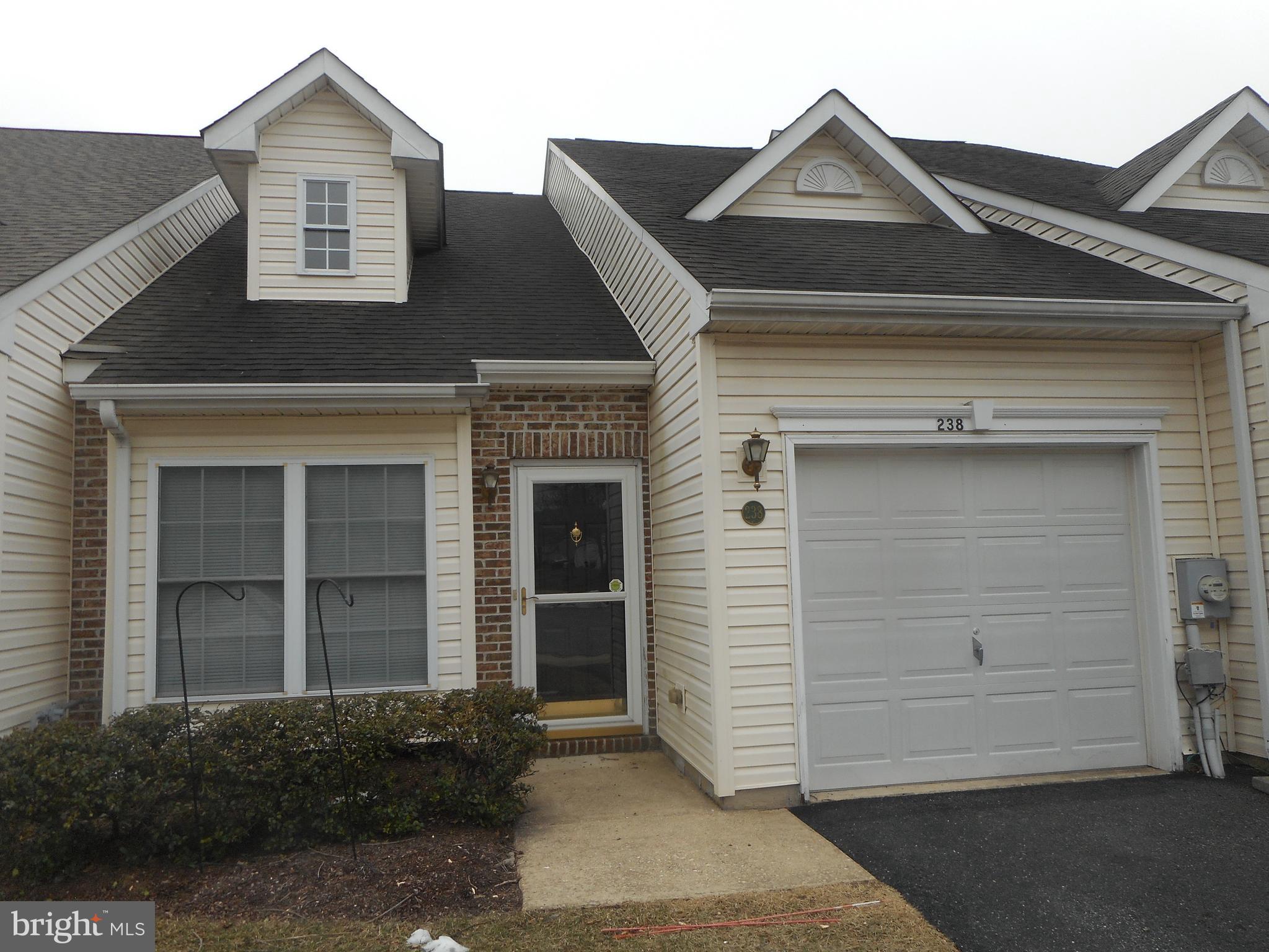 Senior living at it's best. Freshly painted and well maintained townhouse in popular over 55 community of Crossings at Christiana. Open floor plan. Living room has soaring cathedral ceiling with skylights for natural light.   First floor primary bedroom with ensuite, walk-in closet, and sliders to semi-private patio for your morning coffee or alfresco dining.  Kitchen includes all appliance now on site, pantry,  and has a nice island for additional counterspace and casual dining.  Laundry with washer & dryer just off kitchen. Both bedrooms have ensuite baths.  The upstairs bedroom is a loft overlooking the living room and has a large walk-in closet and walk in access to a semi-finished attic. One car garage and off-street parking in private driveway.  The community offers bucolic walking trails, a clubhouse with workout room and party room, nicely maintained common areas, and extra guest parking.  Conveniently located close to shopping, public library and Route 1.  The HOA monthly fee covers turf maintenance, shrubbery pruning, mulching, snow removal, trash/recycling, and the clubhouse.  

THIS PROPERTY IS BEING SOLD BY AN ESTATE.  ALTHOUGH THE ADMINISTRATORS OF THE ESTATE HAVE NO EVIDENCE THAT THERE ARE DEFICIENCIES WITH THE HOME, THEY HAVE NOT LIVED IN THIS HOME AND DO NOT HAVE ACUTUAL KNOWLEDGE OF THE CONDITION OF THE HOUSE OR APPLIANCES.  HOUSE IS BEING SOLD IN AS-IS, WHERE-IS CONDITON.  BUYER MAY HAVE A HOME INSPECTION FOR BUYER'S SATISFACTION ONLY.   ADMIISTRATOR IS A DELAWARE LICENSED REAL ESTATE BROKER AND IS RELATED TO THE FORMER OWNER.