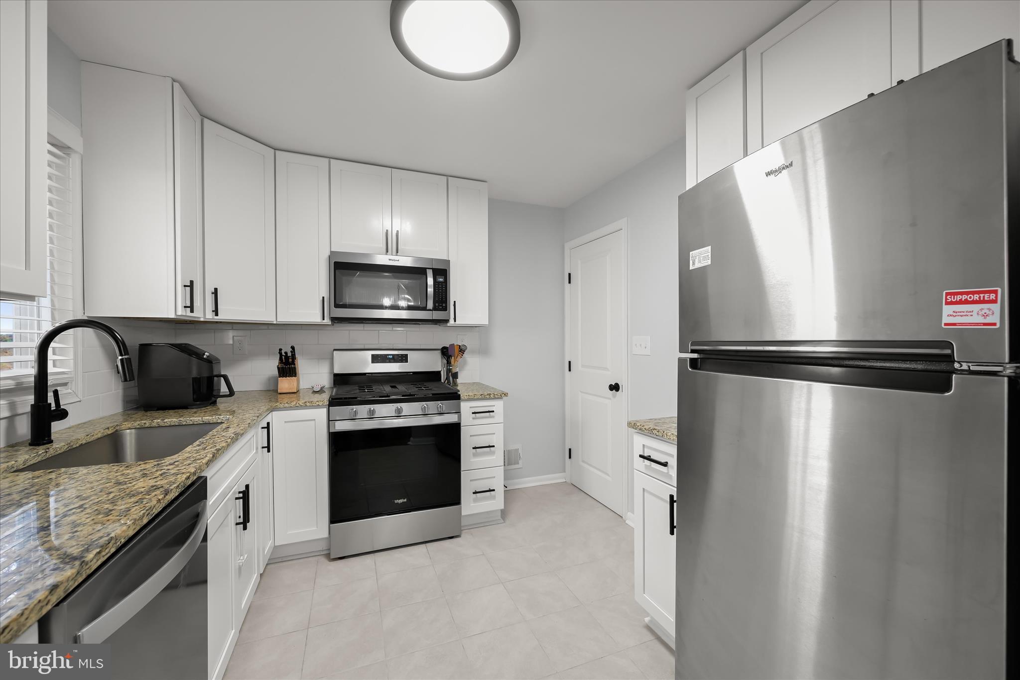 KINSLOUCH FARMS - Residential