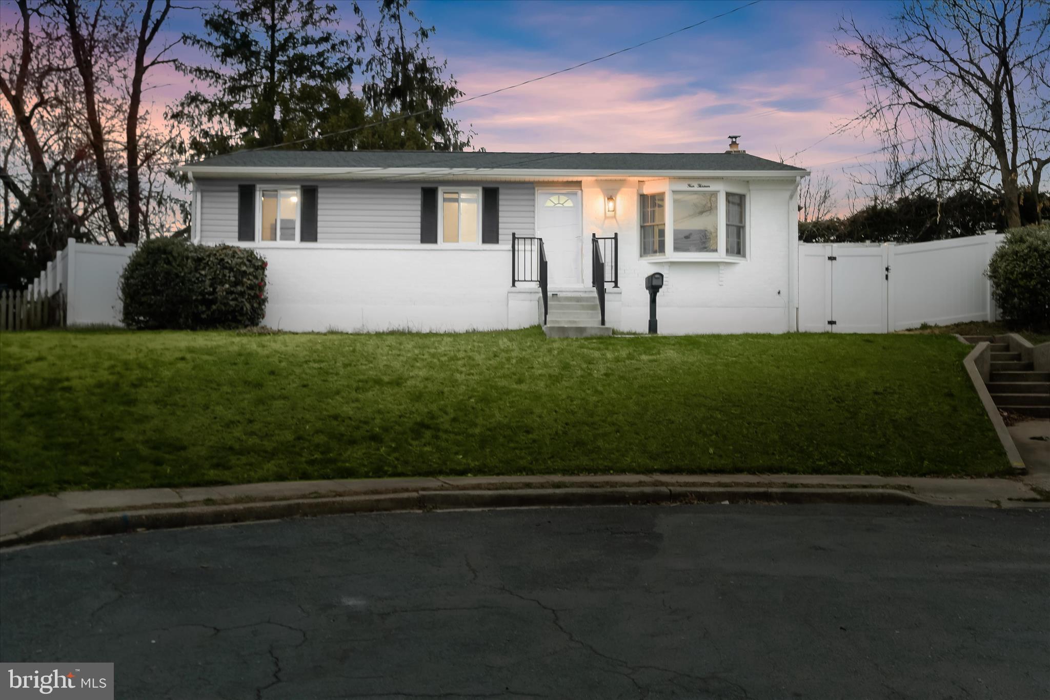 KINSLOUCH FARMS - Residential