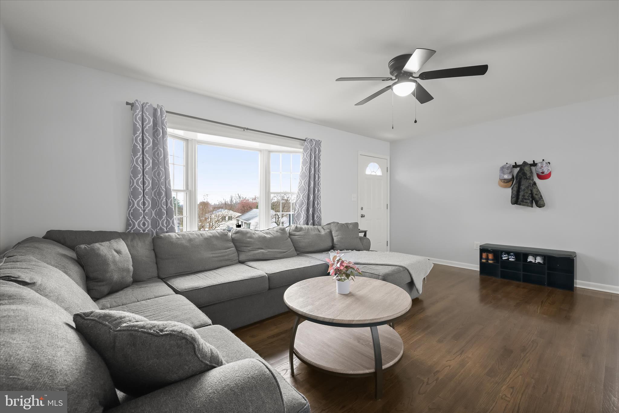 KINSLOUCH FARMS - Residential