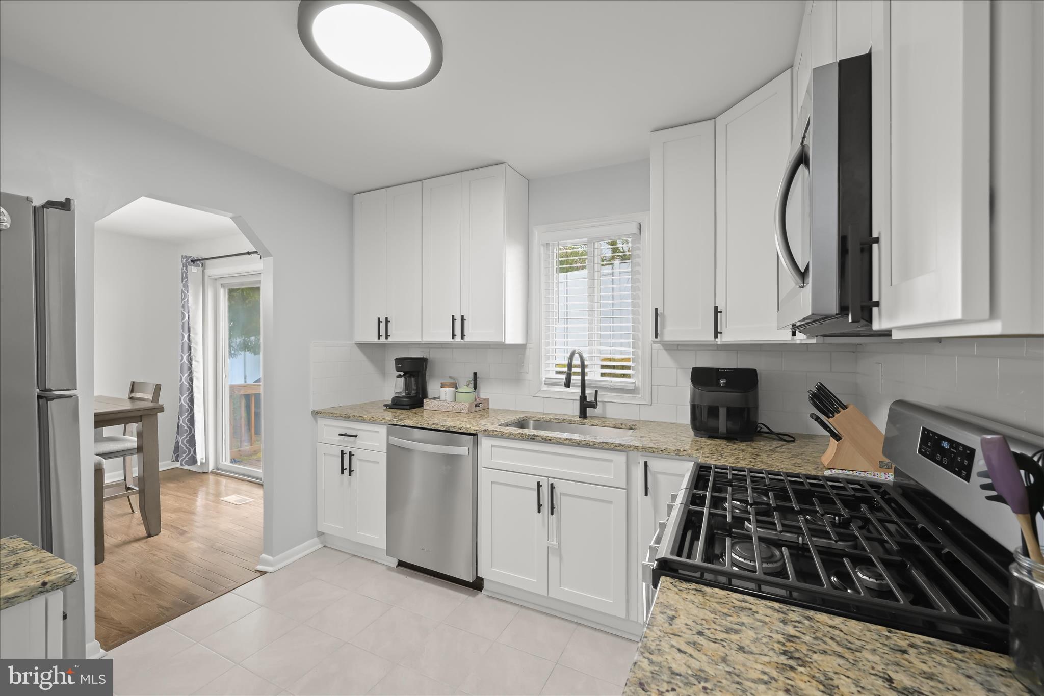 KINSLOUCH FARMS - Residential