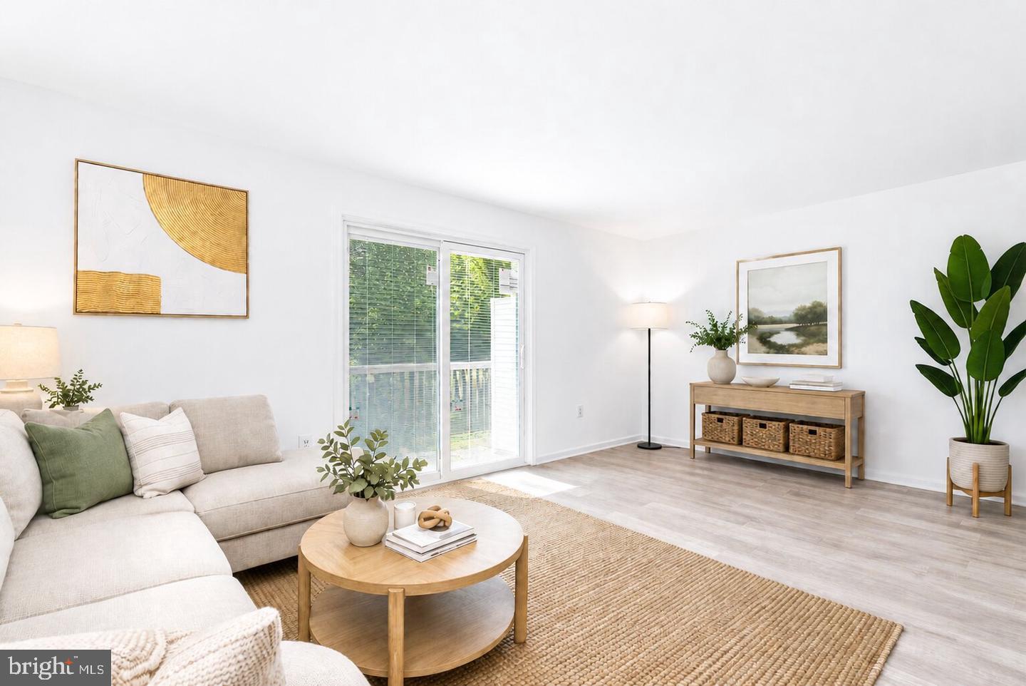 SHADY GROVE VILLAGE - Residential
