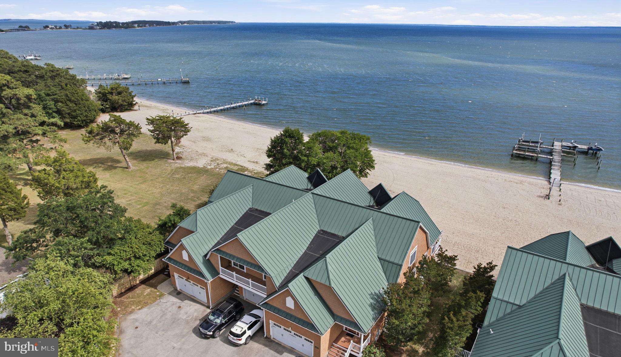 OAKWOOD LODGE - Residential