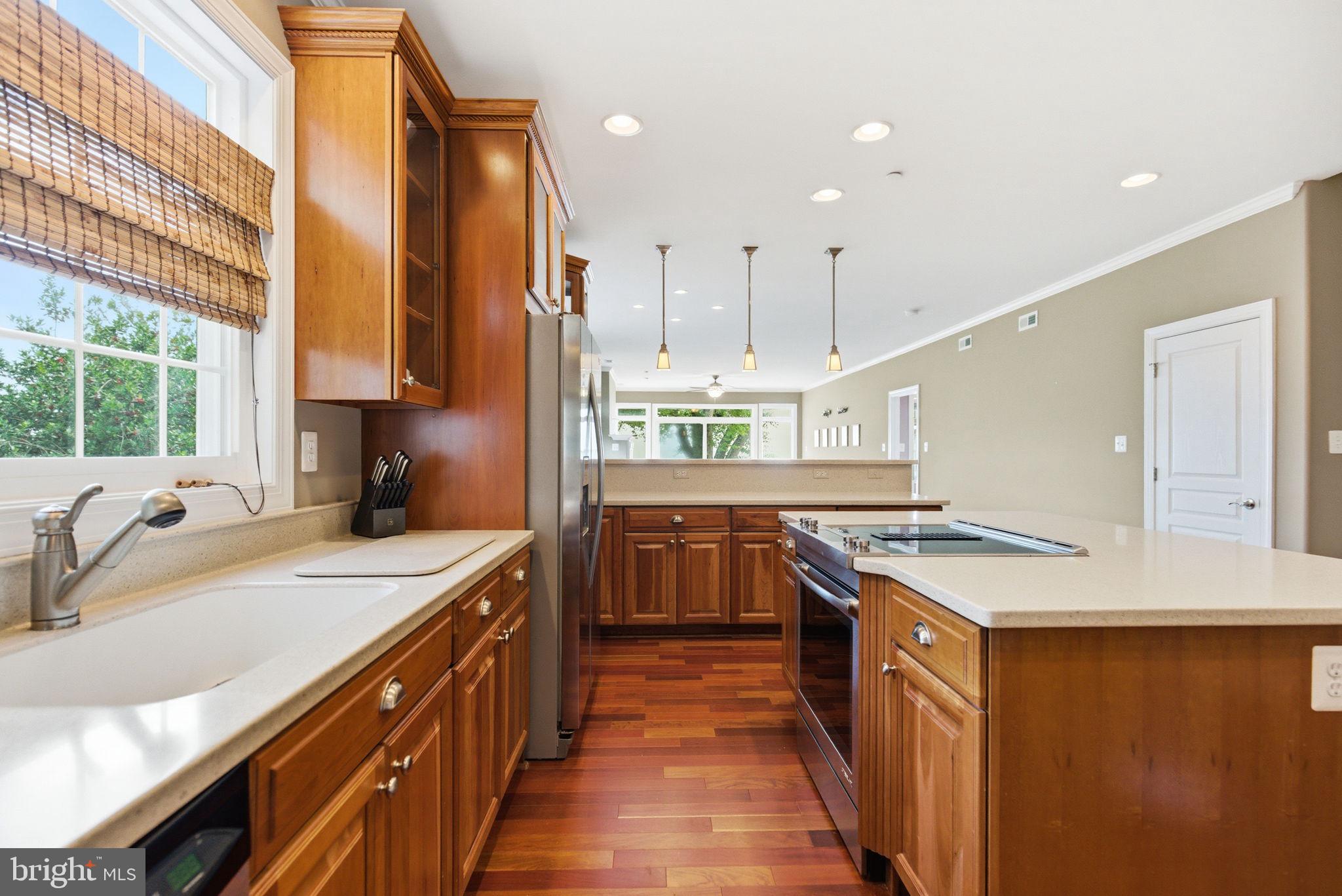 OAKWOOD LODGE - Residential