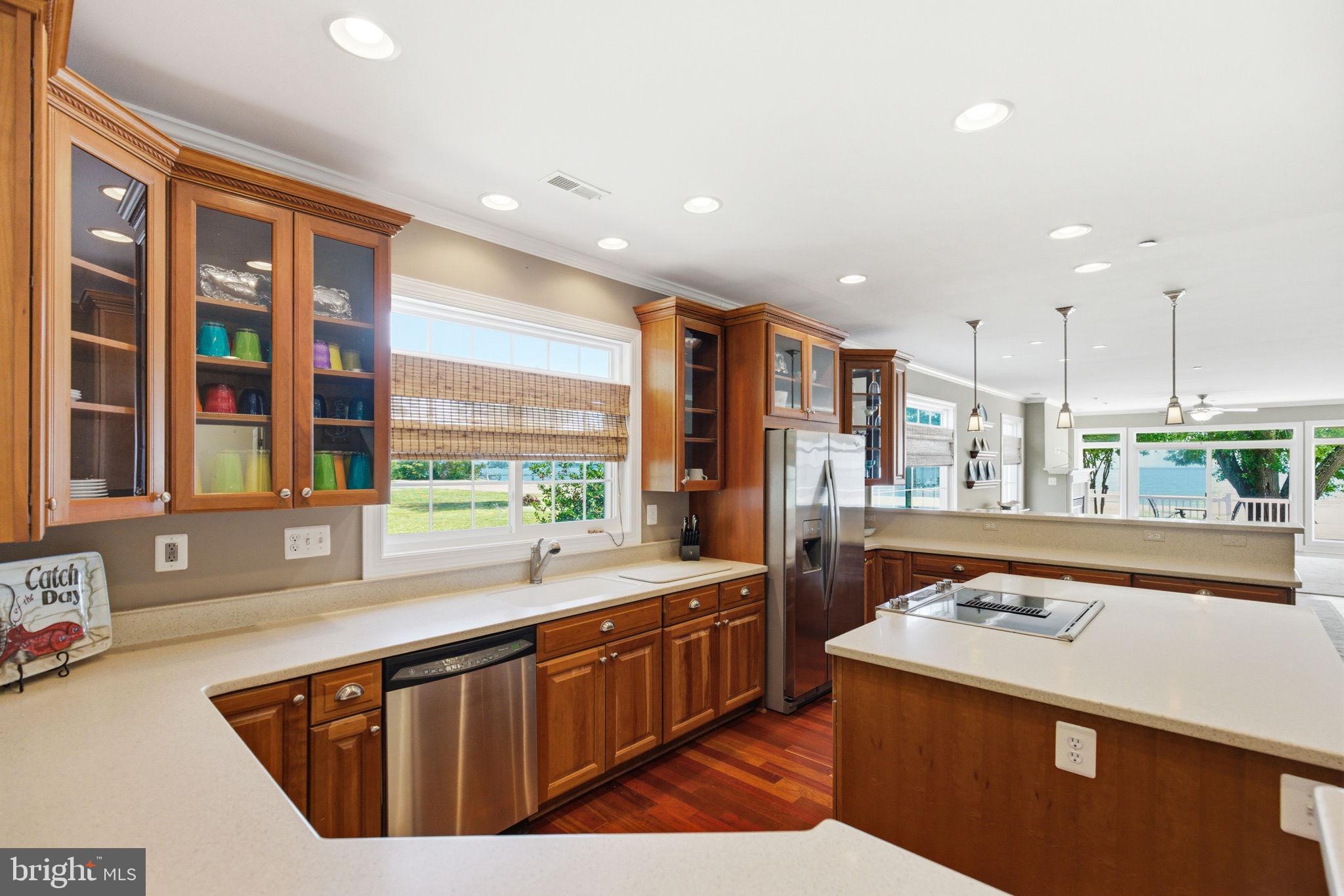 OAKWOOD LODGE - Residential