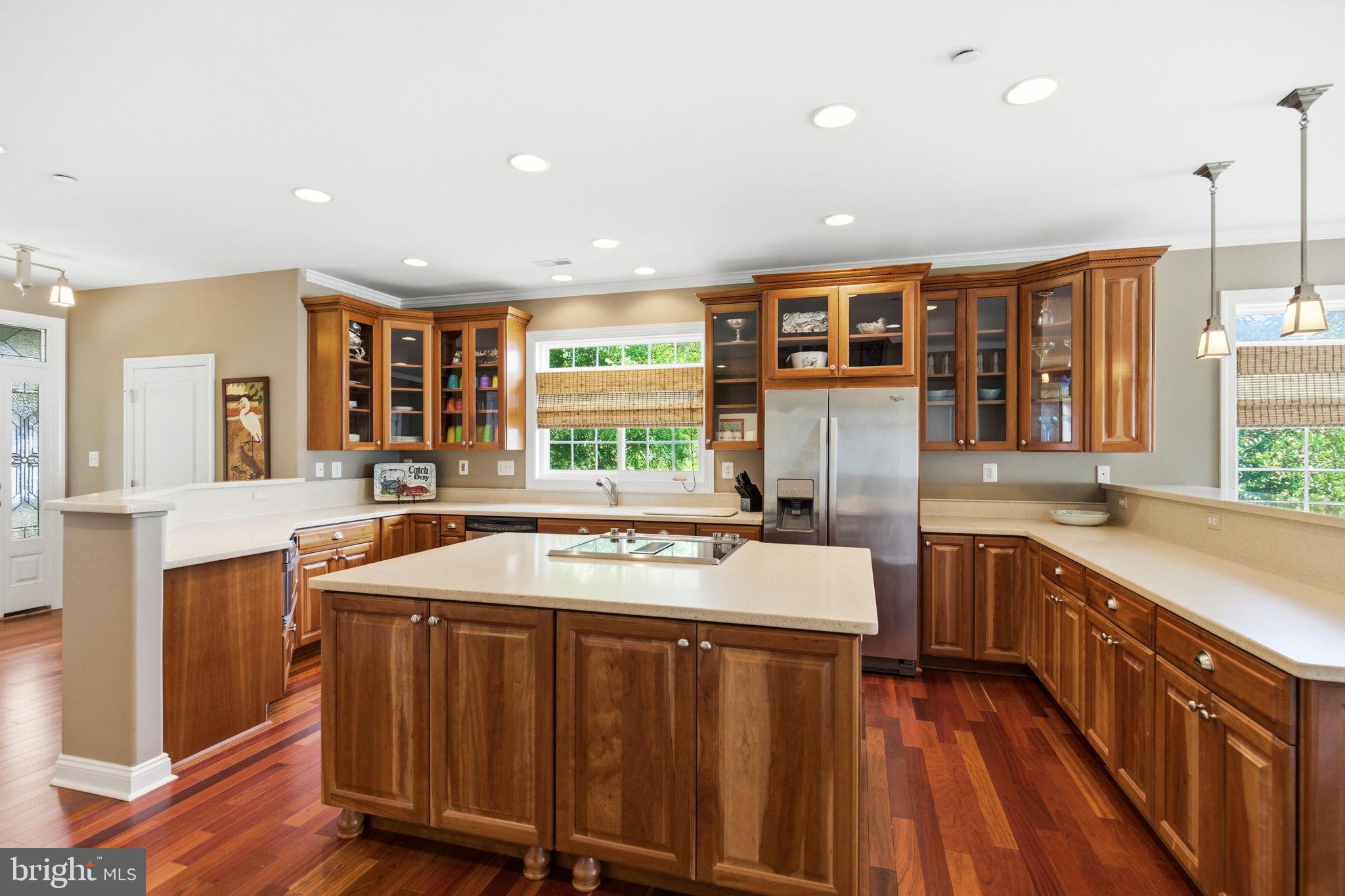 OAKWOOD LODGE - Residential