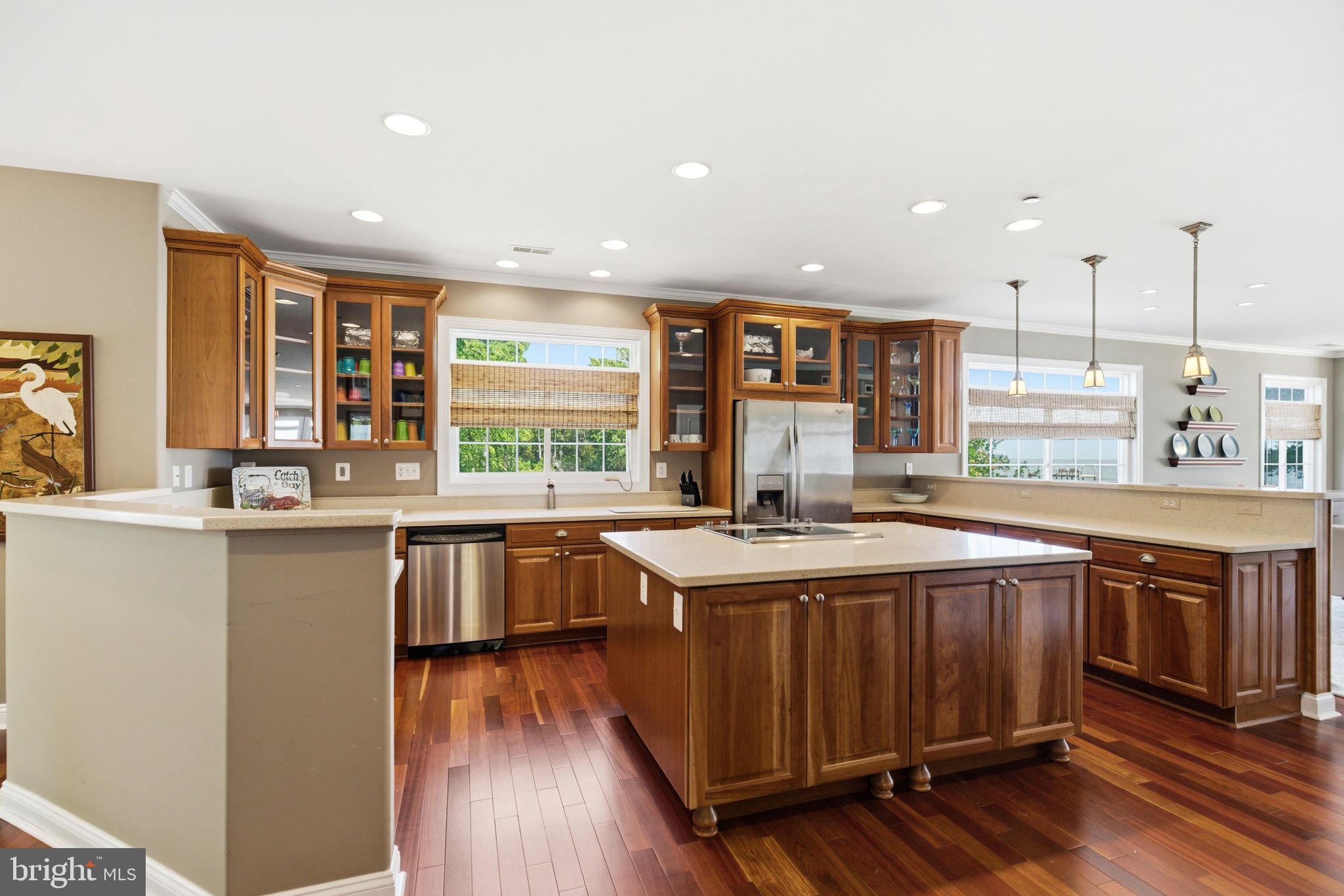OAKWOOD LODGE - Residential