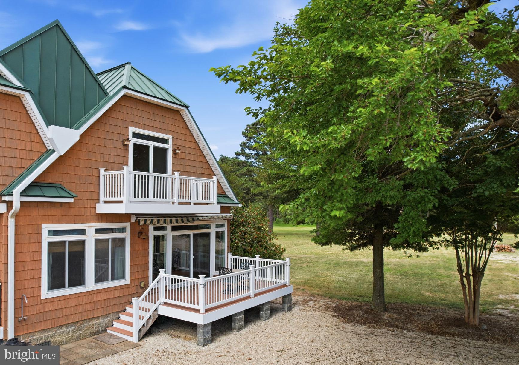 OAKWOOD LODGE - Residential