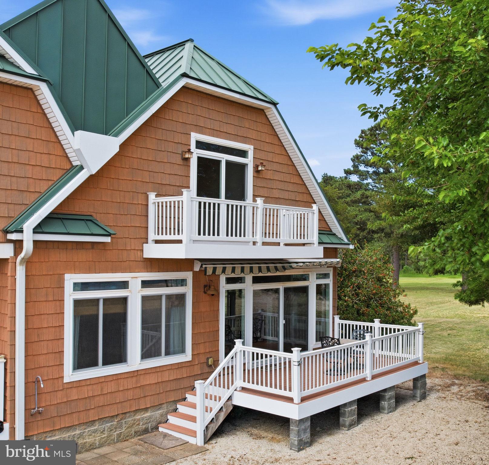 OAKWOOD LODGE - Residential