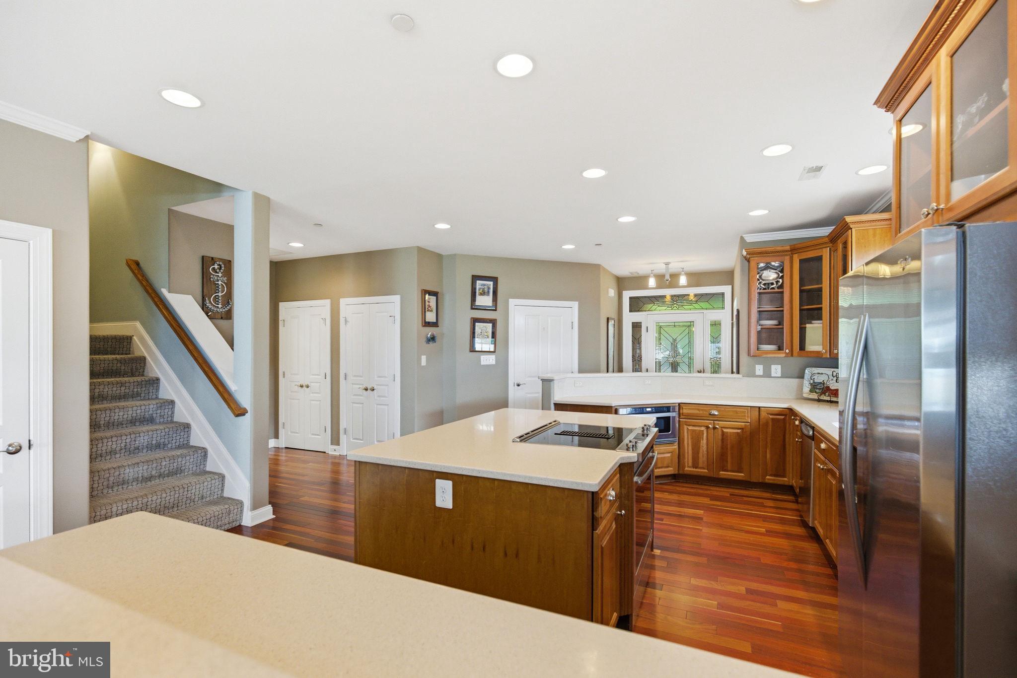 OAKWOOD LODGE - Residential
